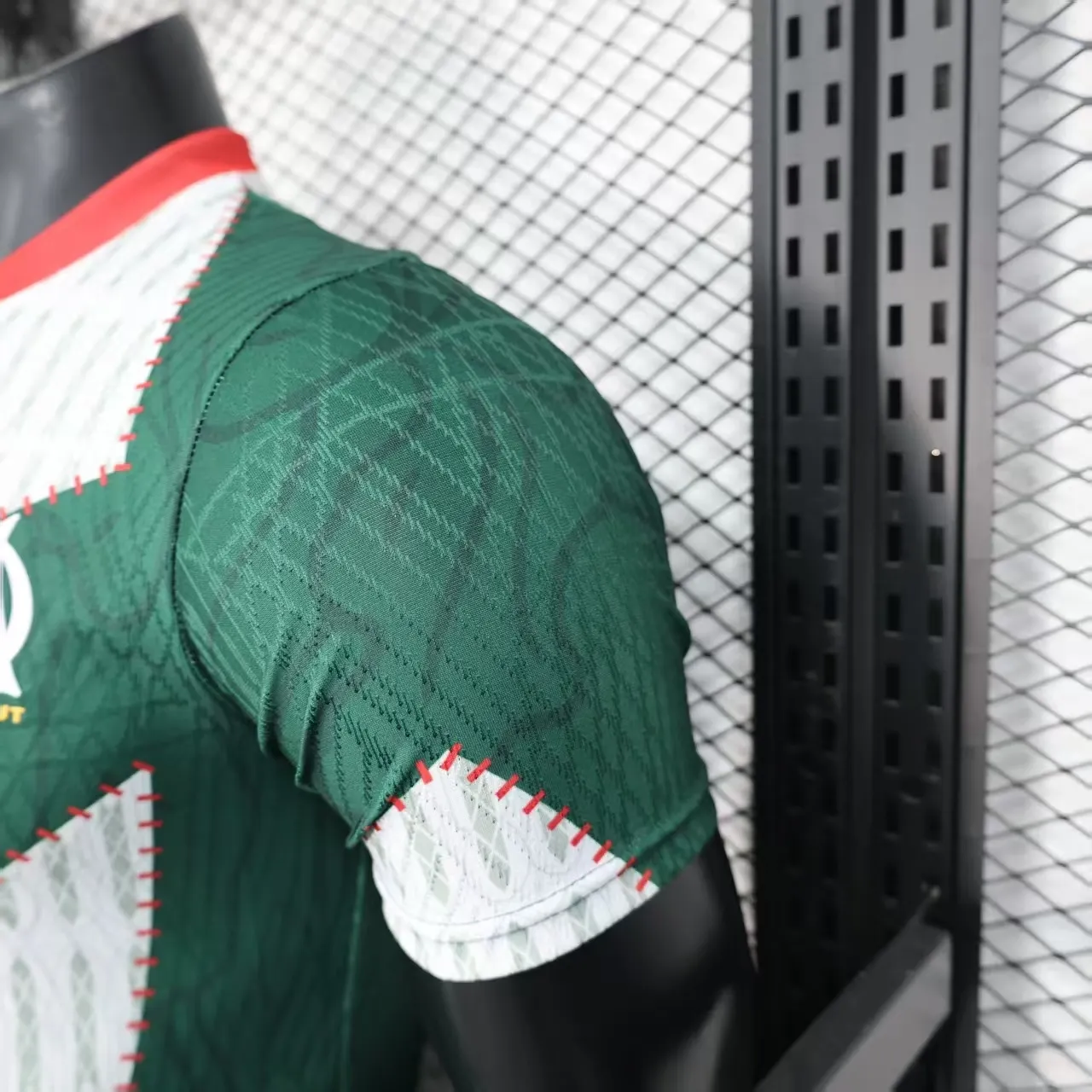 2026/2027 Version joueur Olympique de Marseille Édition spéciale 02 Maillot de football Qualité thaï 1:1 – Image 5