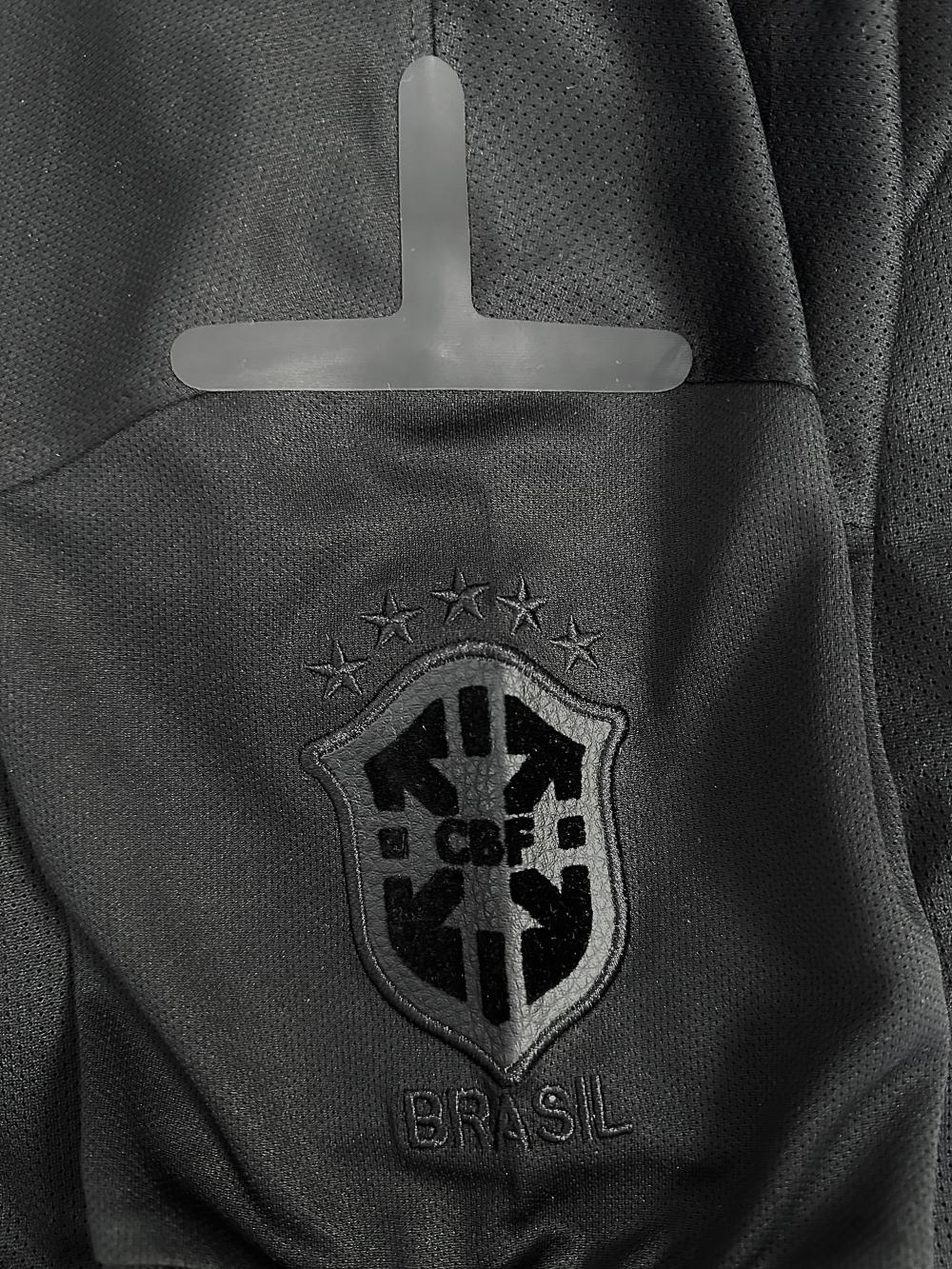 2013-2014 Rétro Brésil Noir Maillot de football Qualité thaï 1:1 – Image 6