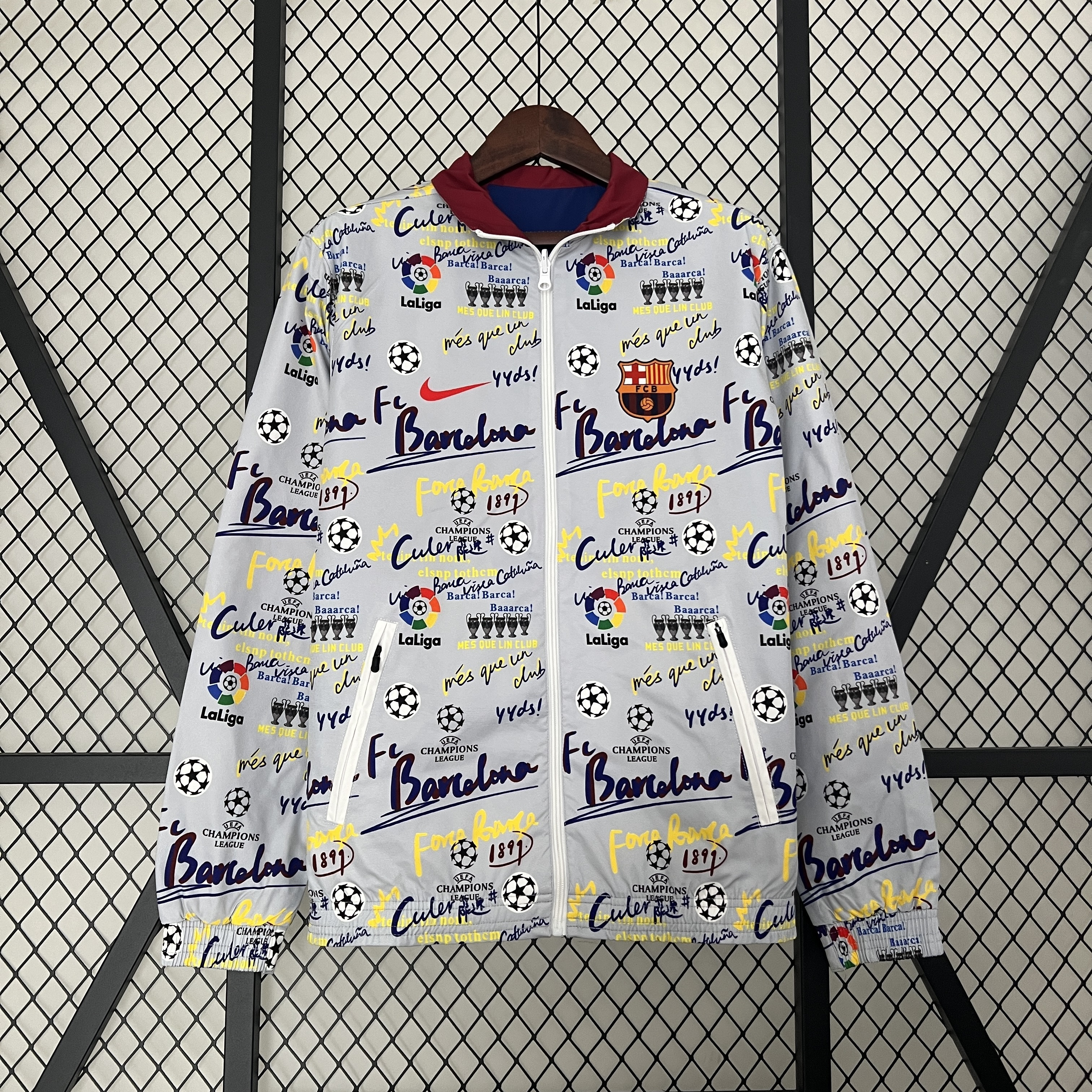 2025/2026 Barcelona Réversible Coupe-vent Maillot de football Qualité thaï 1:1 04 – Image 2