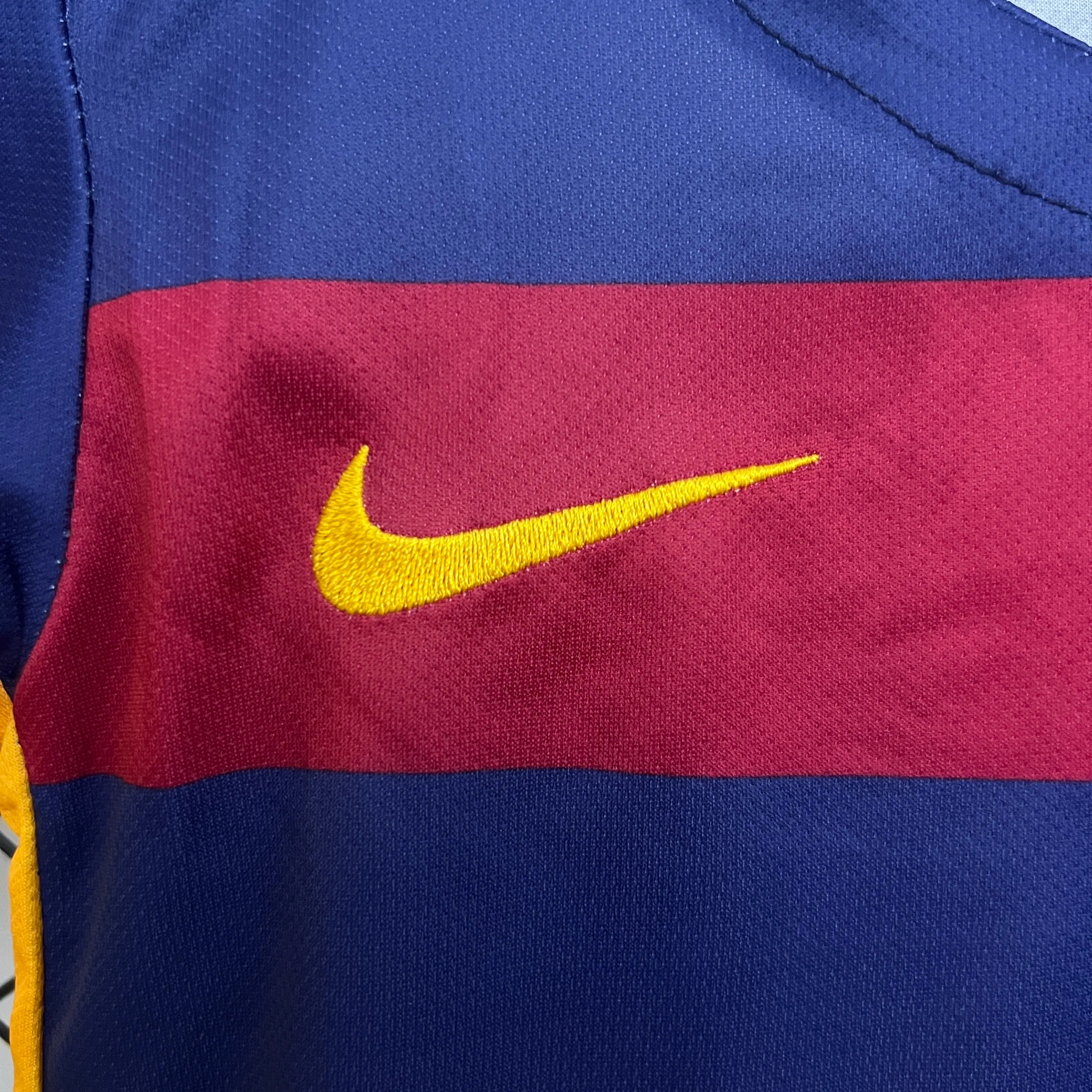 2015/2016 Retro Barcelona Casa Maglia da calcio Qualità thai 1:1 Taglia bambino - immagine 4