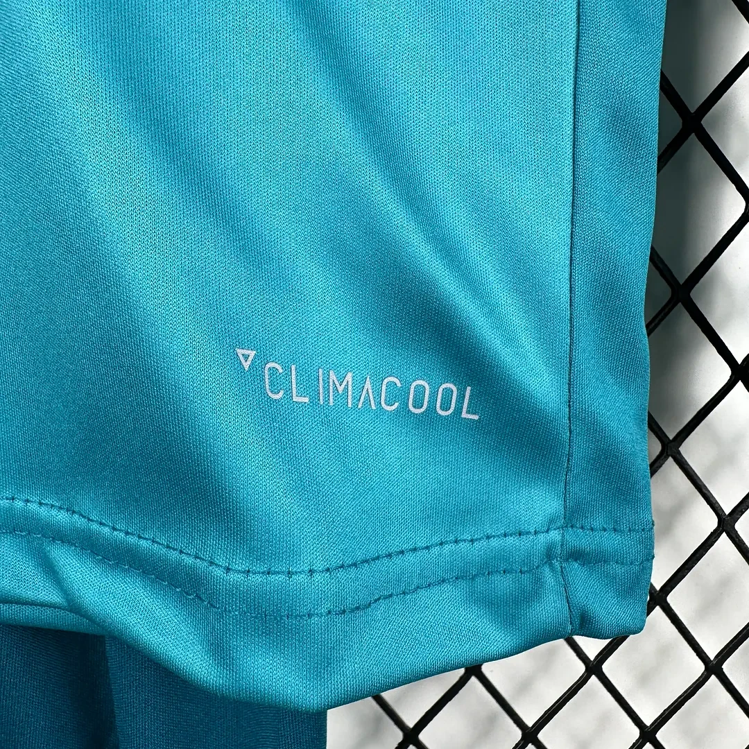 2017/2018 Retro Lange mouw Real Madrid Derde Uit Voetbalshirt 1:1 Thaise kwaliteit Kindermaat - Afbeelding 8