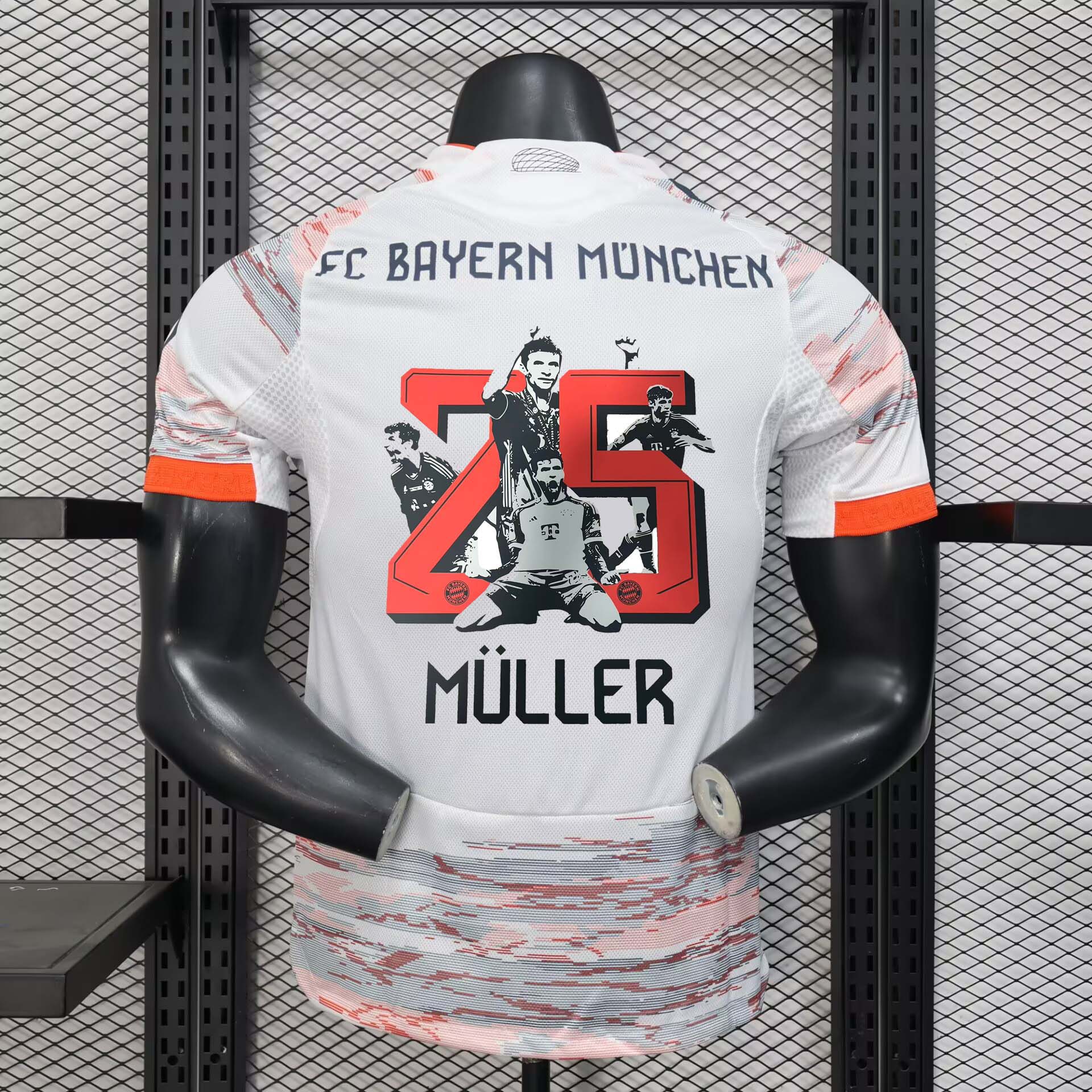 2025/2026 Игровая версия Bayern Munich Müller Памятное издание Футбольная футболка Тайское качество 1:1
