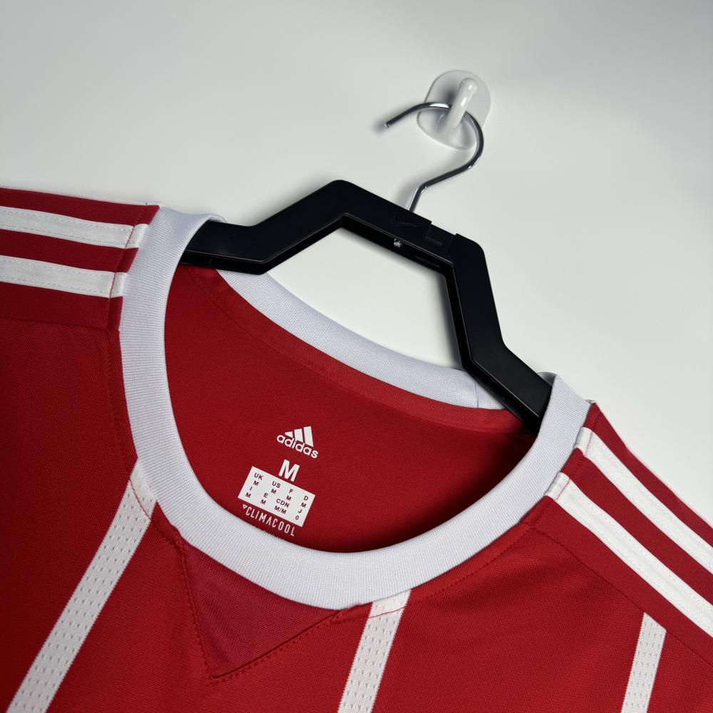 2017/2018 Retro Bayern Munich Home Football Jersey 1:1 Thai Quality - Image 3