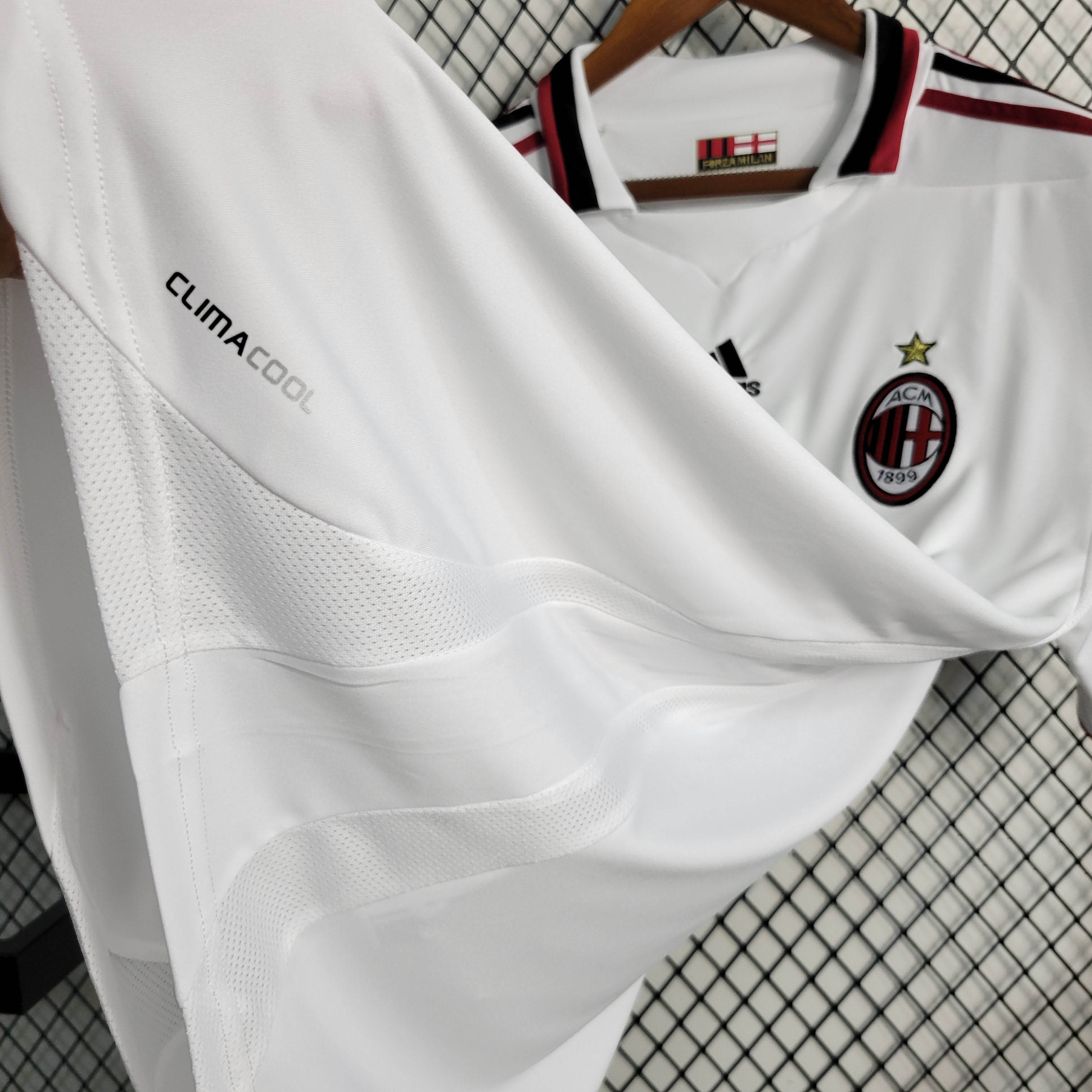 2009/2010 Retro AC Milan Away Football Shirt 1:1 Thai Quality - Image 9
