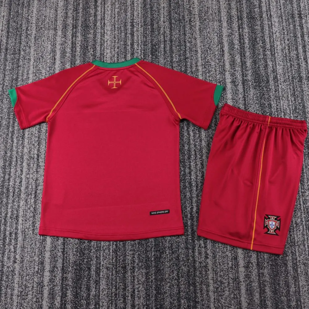 2006 Retro Portogallo Casa Maglia da calcio Qualità thai 1:1 Taglia bambino - immagine 2
