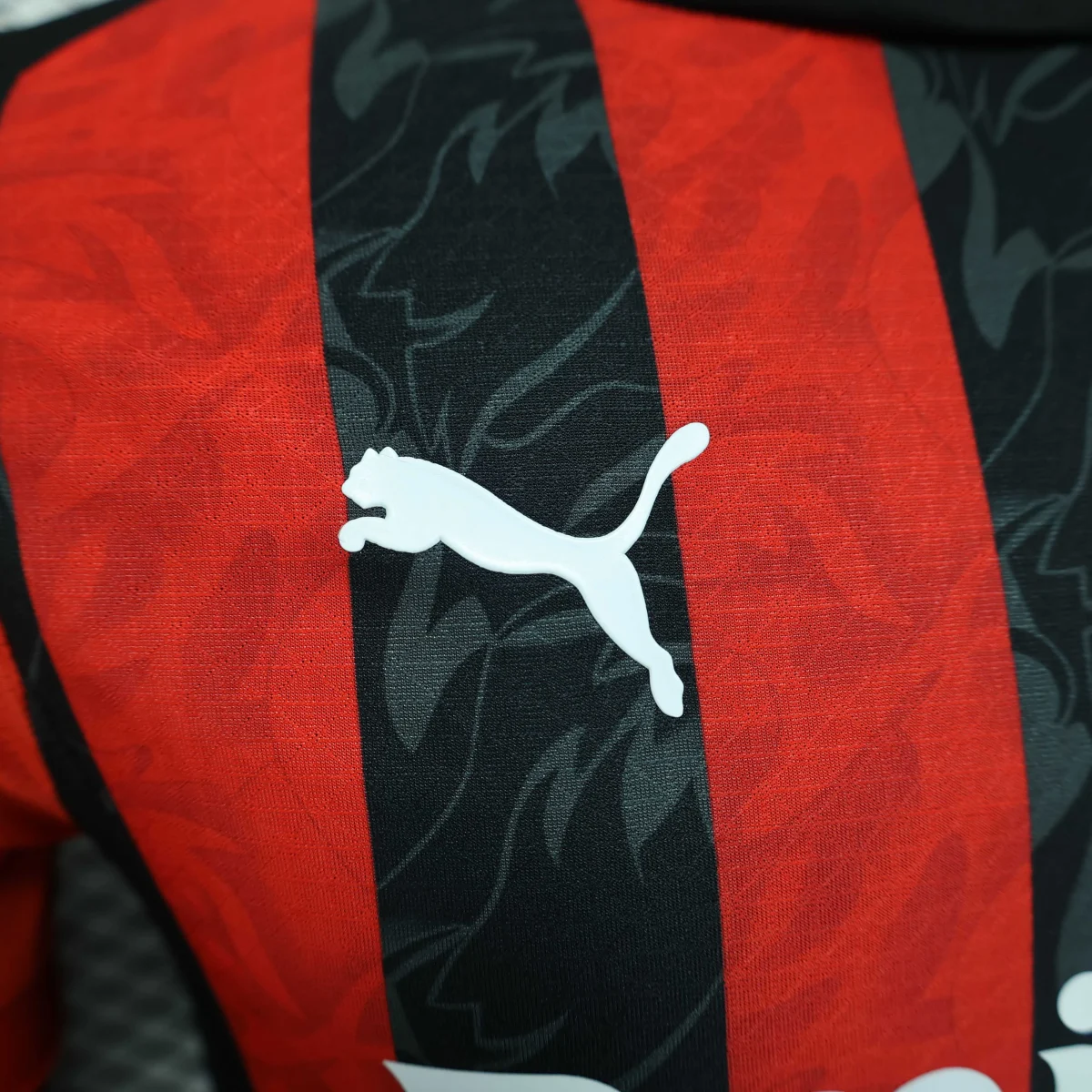 2025/2026 Player Version AC Milan Home Football Jersey 1:1 Thai Quality - Image 5