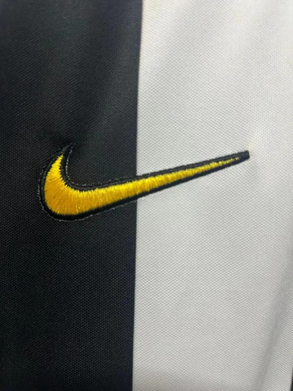 2004/2005 Retro Juventus Heim Fußballtrikot 1:1 Thai-Qualität – Bild 5