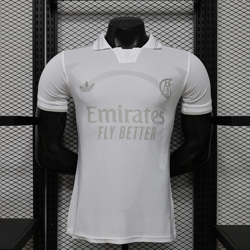 2026/2027 Spielerversion Real Madrid 125th Jubiläumsedition Weiß Fußballtrikot 1:1 Thai-Qualität
