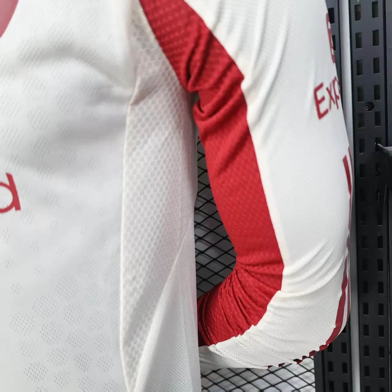2025/2026 Long Sleeve Player Version Liverpool Away Football Shirt 1:1 Thai Quality - Image 8