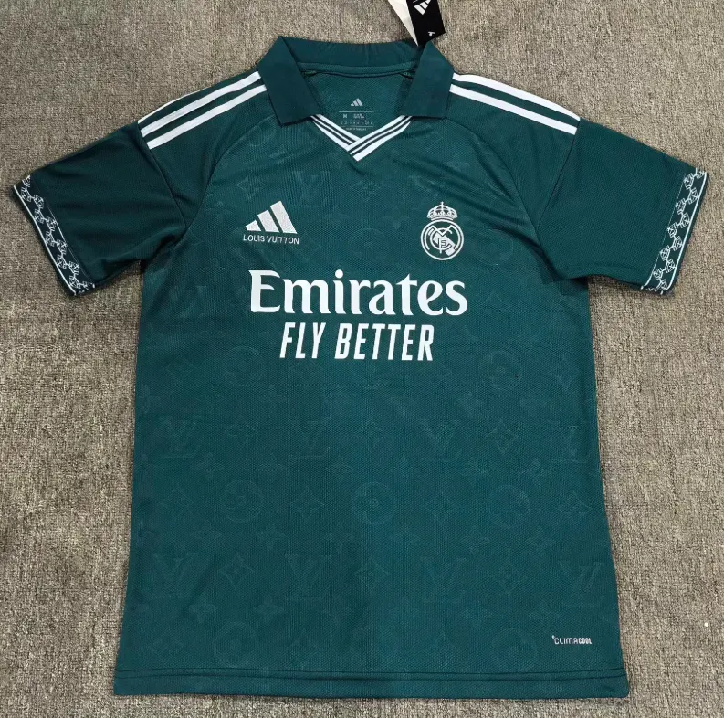 2026/2027 Real Madrid Özel sürüm 02 Futbol forması 1:1 Tayland kalitesi