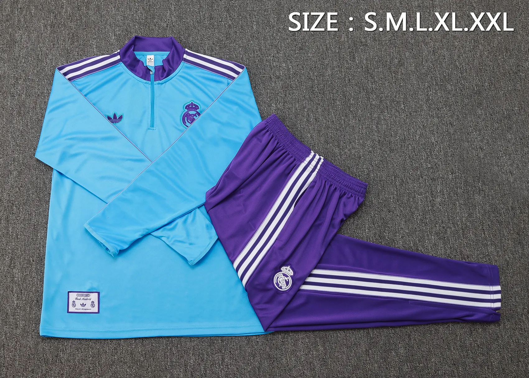 2025/2026 Real Madrid Light Blu Retro Versione Tuta mezza zip Maglia da calcio Qualità thai 1:1 Set - immagine 5