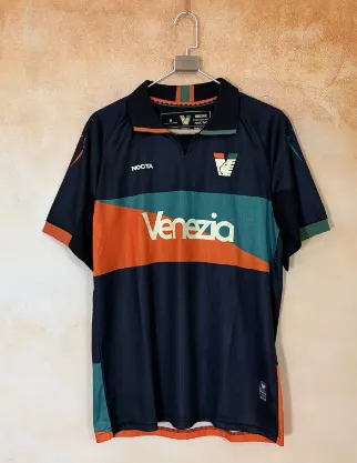 2026/2027 Venezia Thuis Voetbalshirt 1:1 Thaise kwaliteit