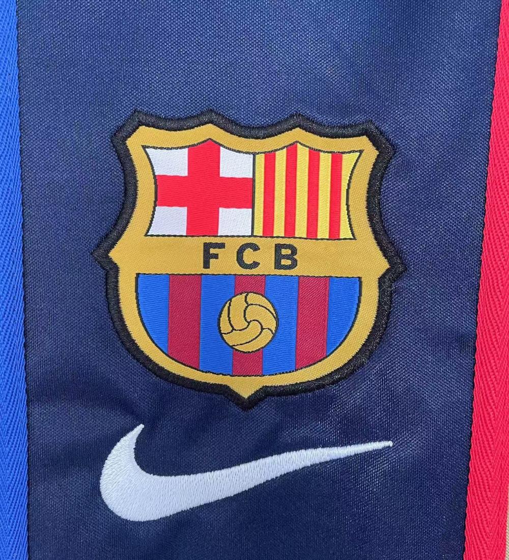 2001/2002 Retro Barcelona Deplasman Futbol forması 1:1 Tayland kalitesi - Görsel 4