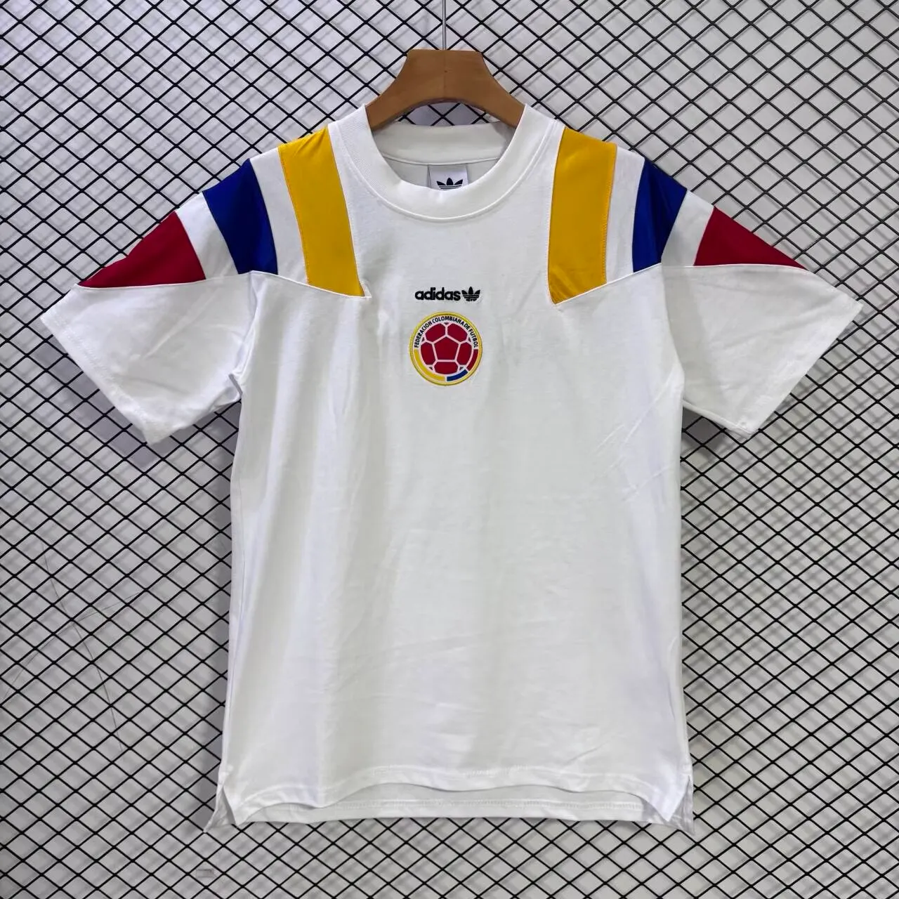 2026-2027 Wit Colombia Pure cotton Voetbalshirt 1:1 Thaise kwaliteit