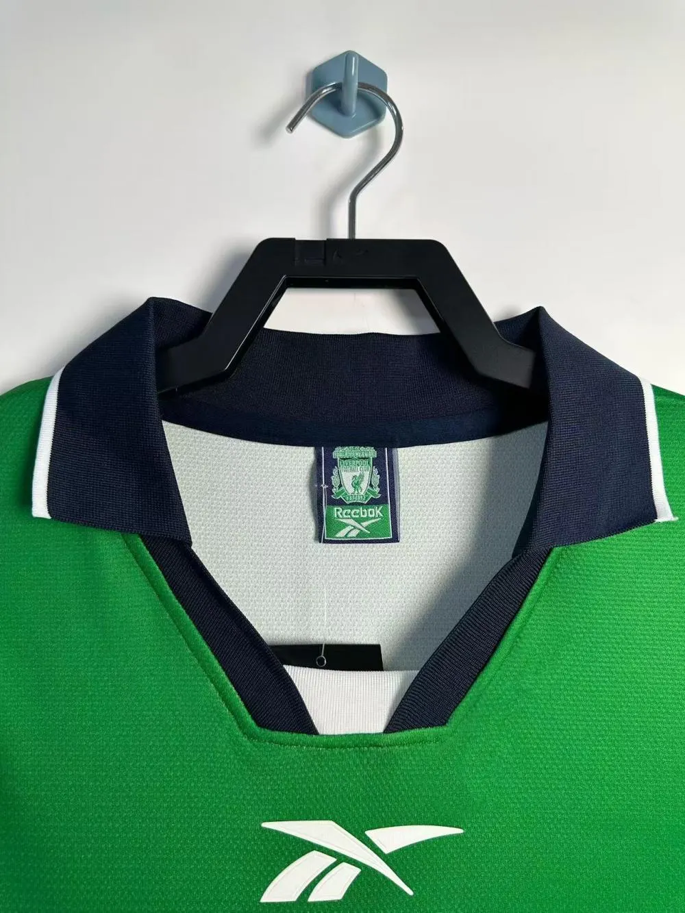 1999-2000 Rétro Liverpool Extérieur Maillot de football Qualité thaï 1:1 – Image 3