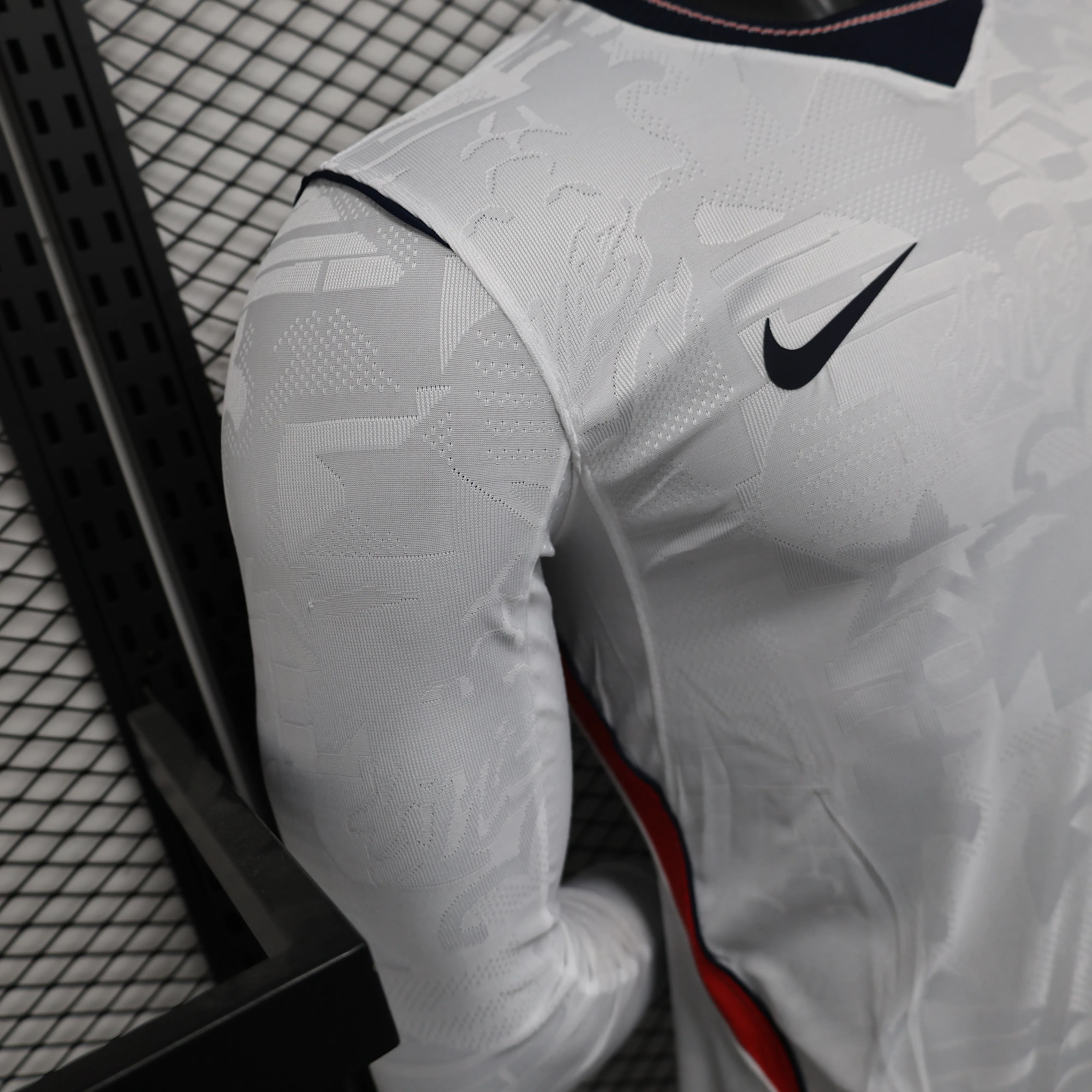 2026-2027 Long Sleeve Player Version England Home Football Jersey 1:1 Thai quality - Image 6