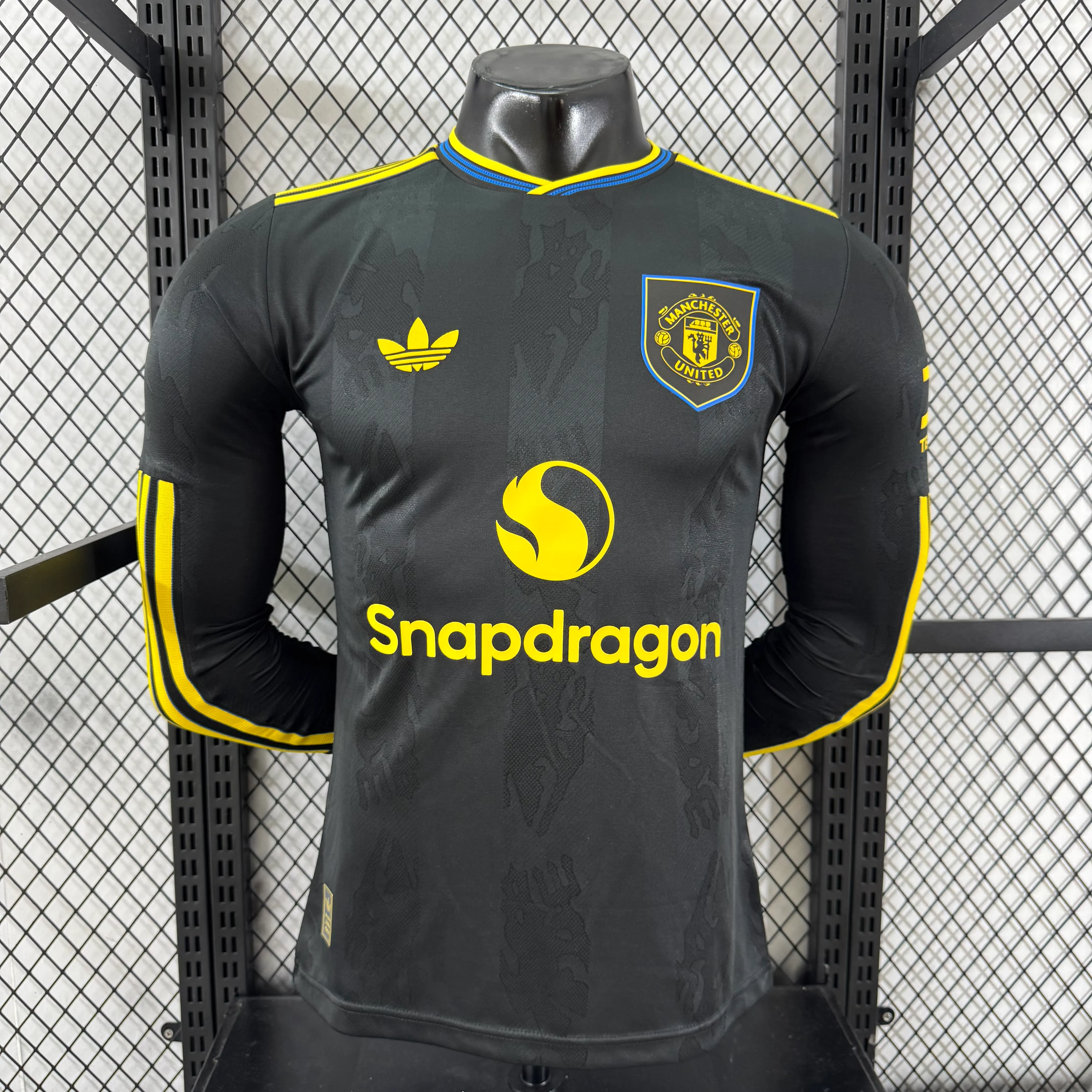 2025/2026 Long Sleeve Player Version Manchester United Third Away Football Shirt 1:1 Thai Quality