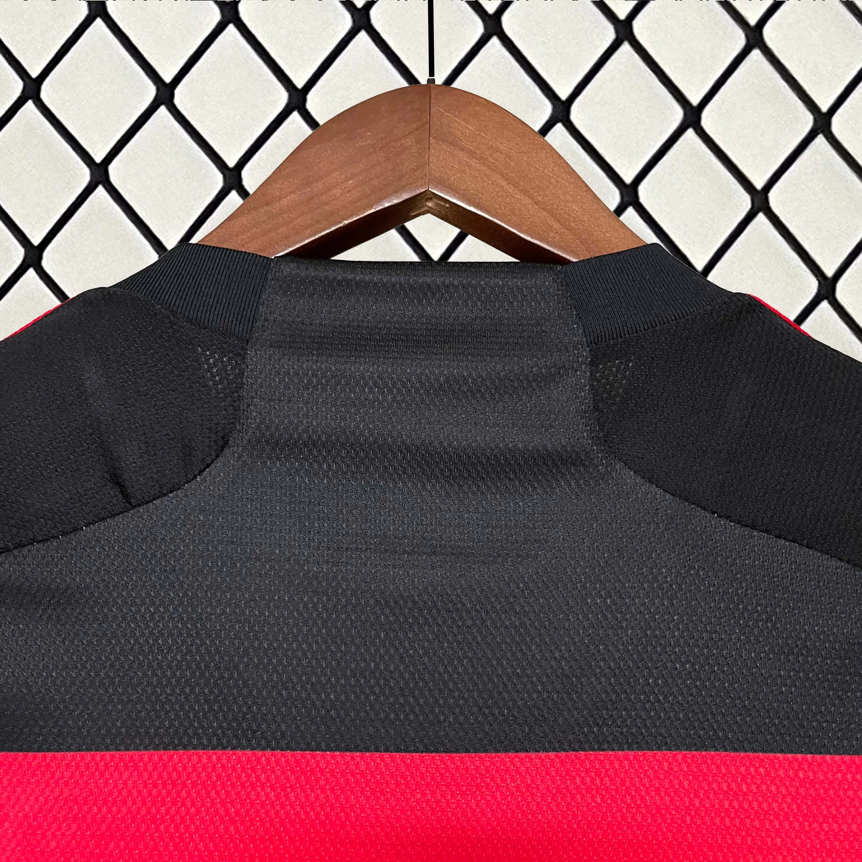 2024/2025 Flamengo Thuis Shirt 1:1 Thaise kwaliteit - Afbeelding 4