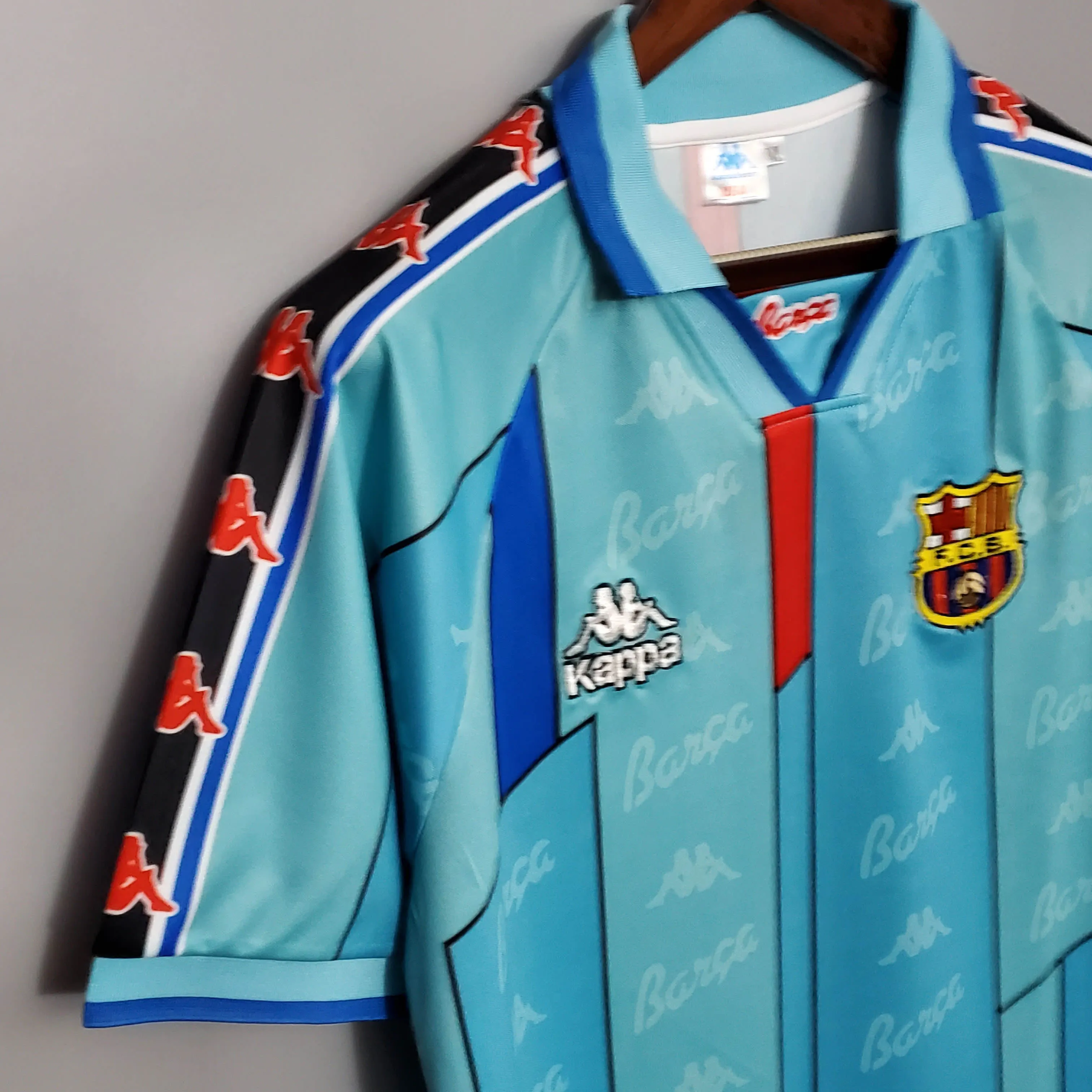 1996/1997 Rétro Barcelona Extérieur Maillot de football Qualité thaï 1:1 – Image 6