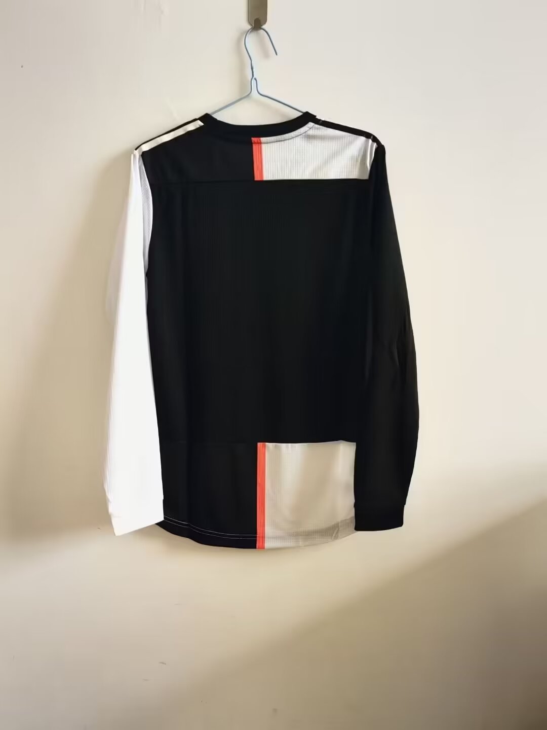 2019/2020 Retro Player Version Long Sleeve Juventus Home Football Shirt 1:1 Thai Quality - Image 2