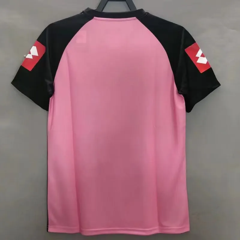 2002/2003 Retro Juventus Rosa Fußballtrikot 1:1 Thai-Qualität – Bild 2