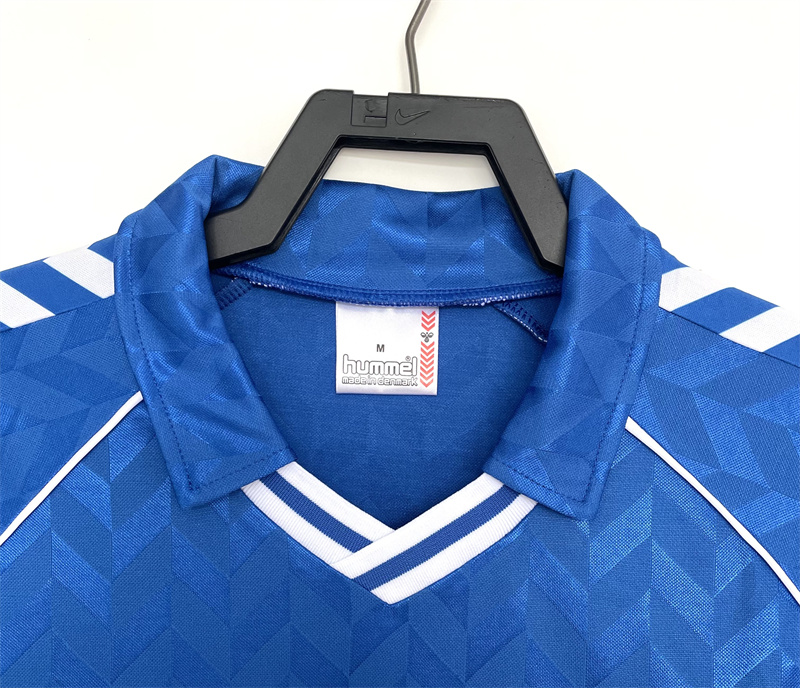 1986/1987 Rétro Real Madrid Extérieur Maillot de football Qualité thaï 1:1 – Image 3