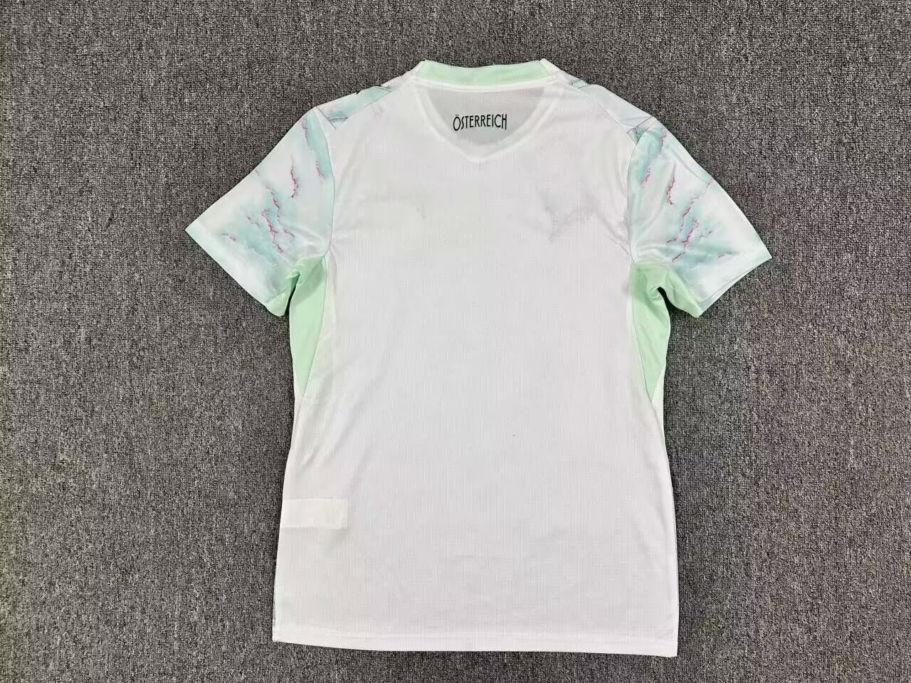 2026 Áustria Seleção Fora Camisa de futebol Qualidade tailandesa 1:1 - Image 2