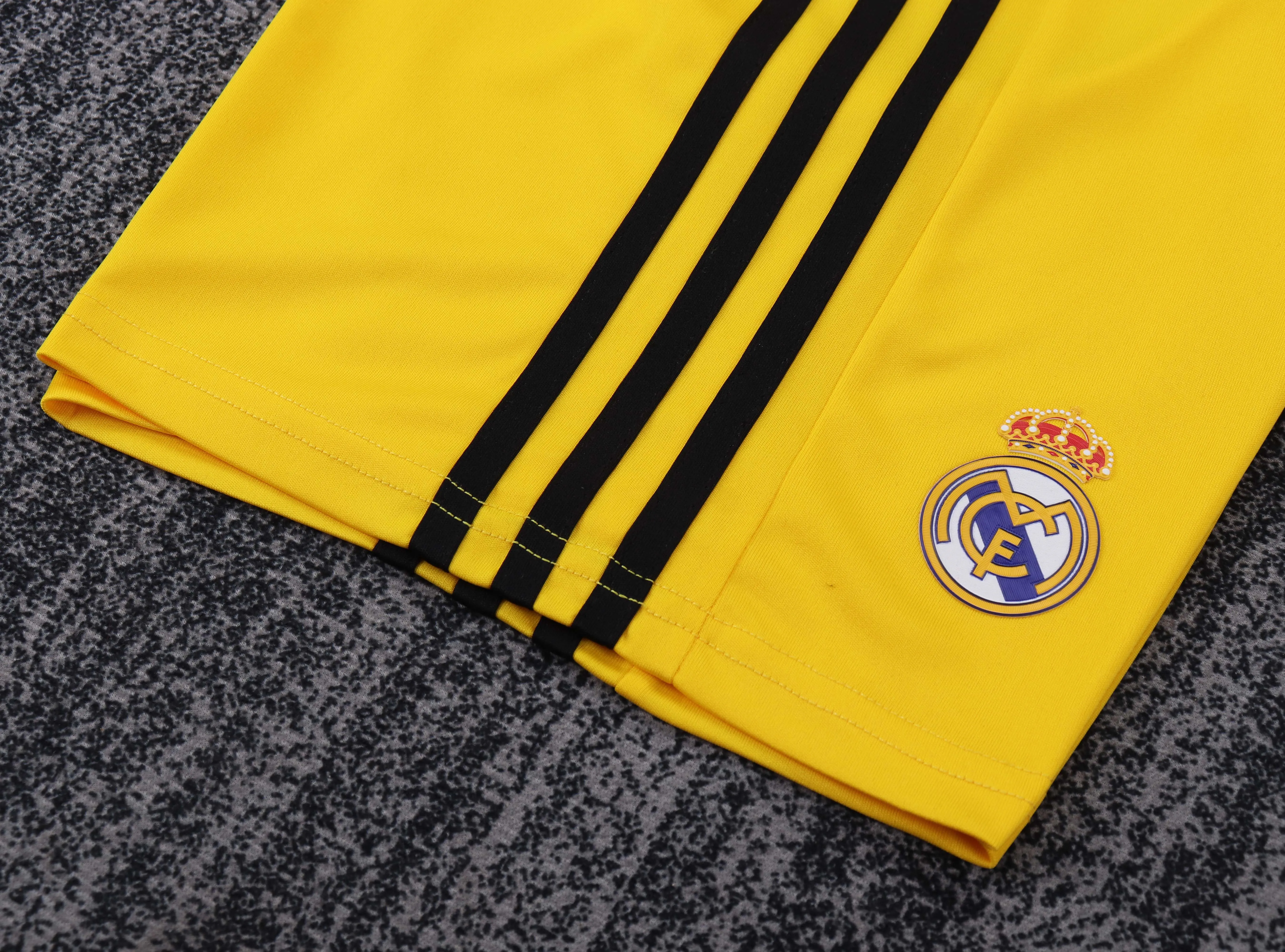 2011-2012 Retro Real Madrid Portiere Maglia da calcio Qualità thai 1:1 Taglia bambino - immagine 9