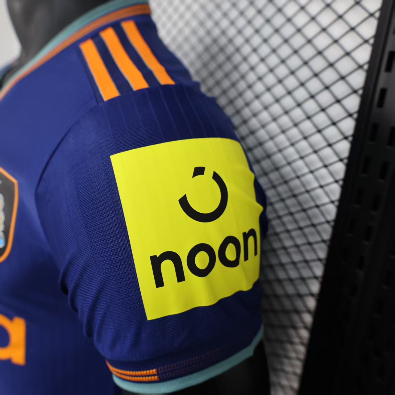 2025/2026 Spielerversion Newcastle United Drittes Auswärts Fußballtrikot 1:1 Thai-Qualität – Bild 7