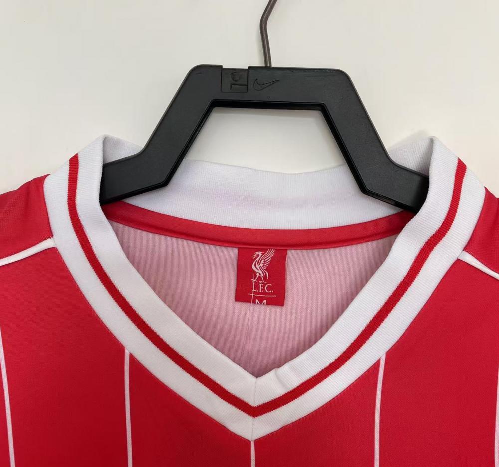 1981-1984 Retro Liverpool İç saha Futbol forması 1:1 Tayland kalitesi - Görsel 3