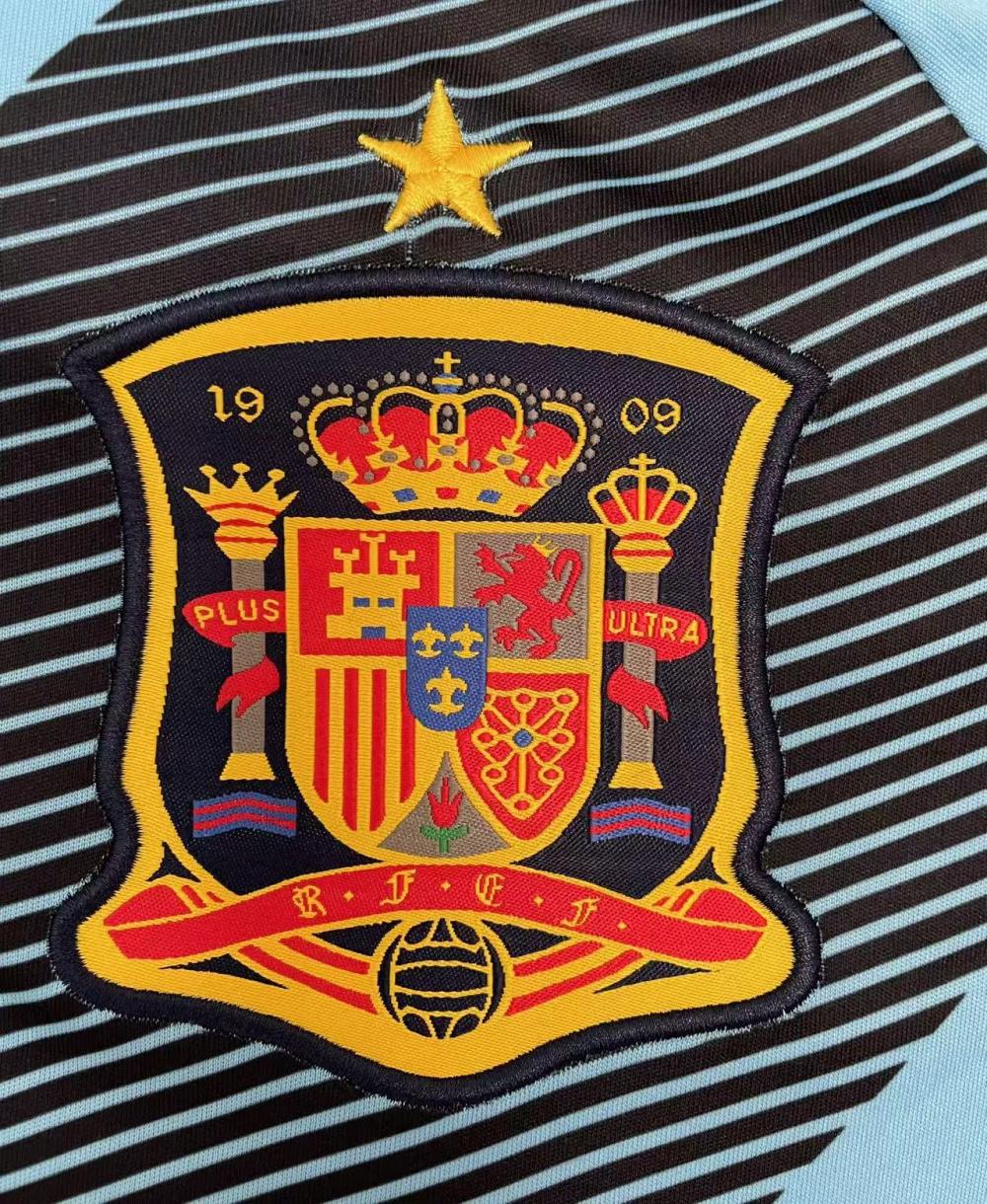 2012 Retro Spain Away Soccer Shirt 1:1 Thai Quality - Image 4