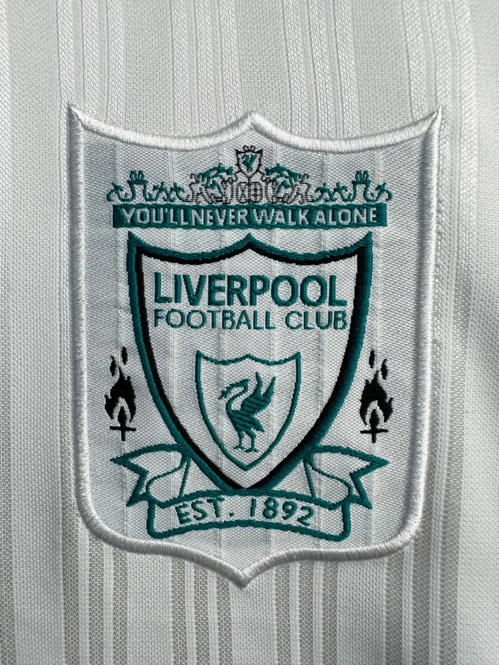 1995/1996 Retro Liverpool Away Football Jersey Long Sleeve 1:1 Thailand Quality - Image 5