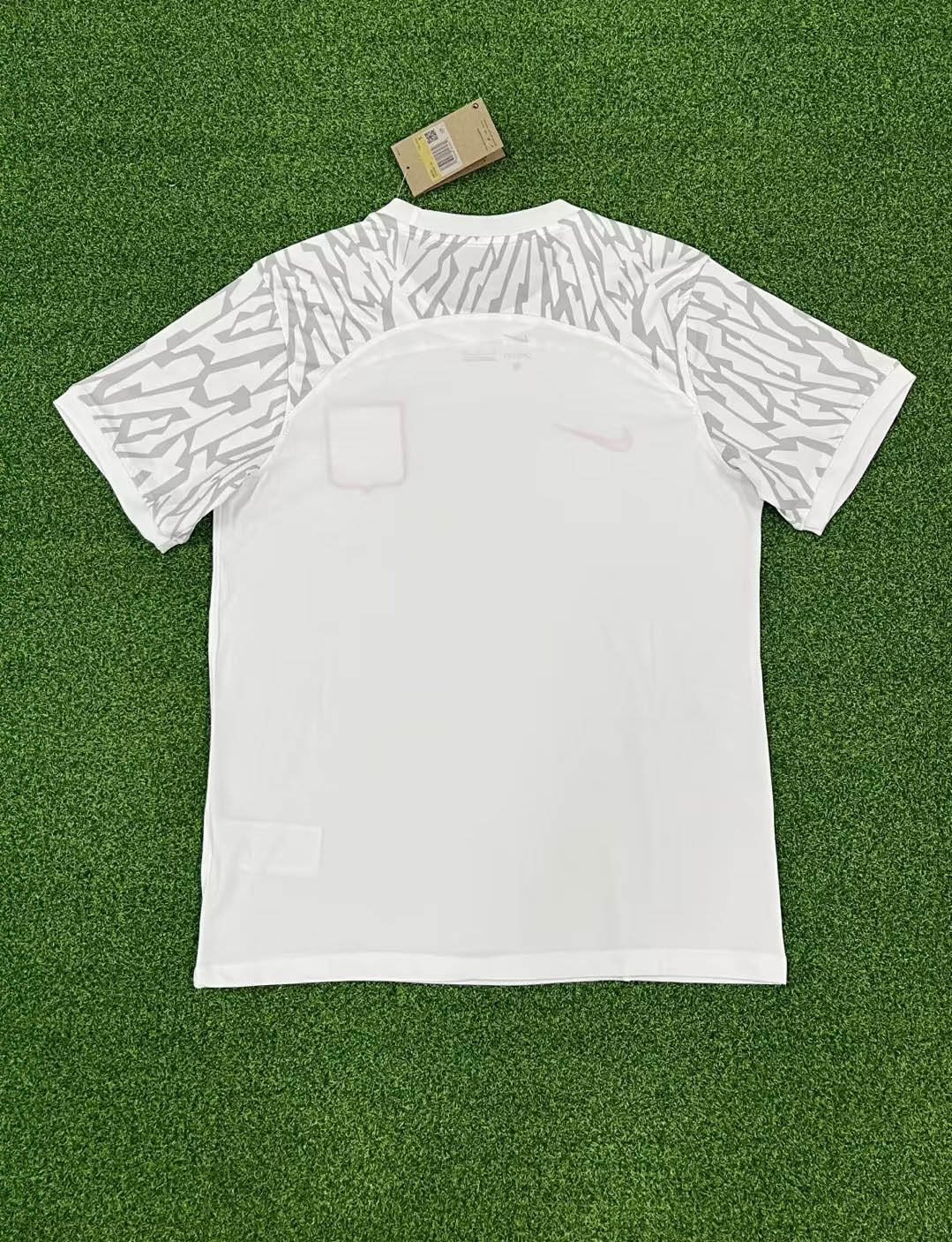 2022 FIFA Weltmeisterschaft Polen Heim Fußballtrikot – Bild 2