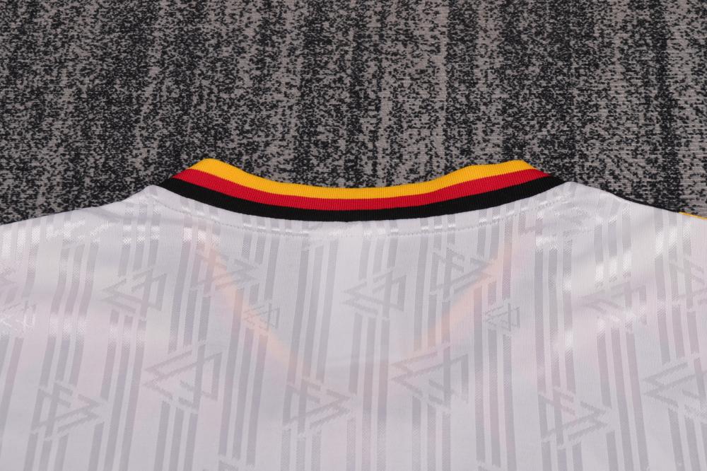 1994 Retrô Alemanha Casa Camisa de futebol Qualidade tailandesa 1:1 Tamanho infantil - Image 3