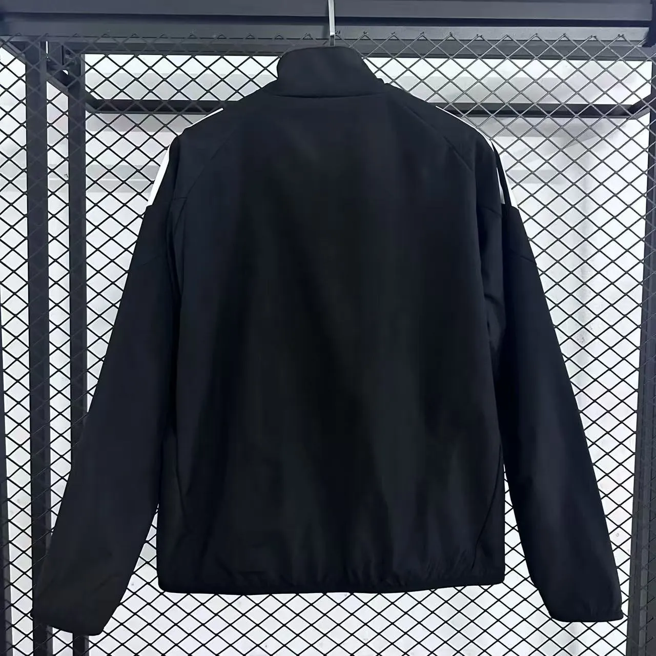 2025/2026 Juventus Coupe-vent Noir Maillot Qualité thaï 1:1 – Image 2