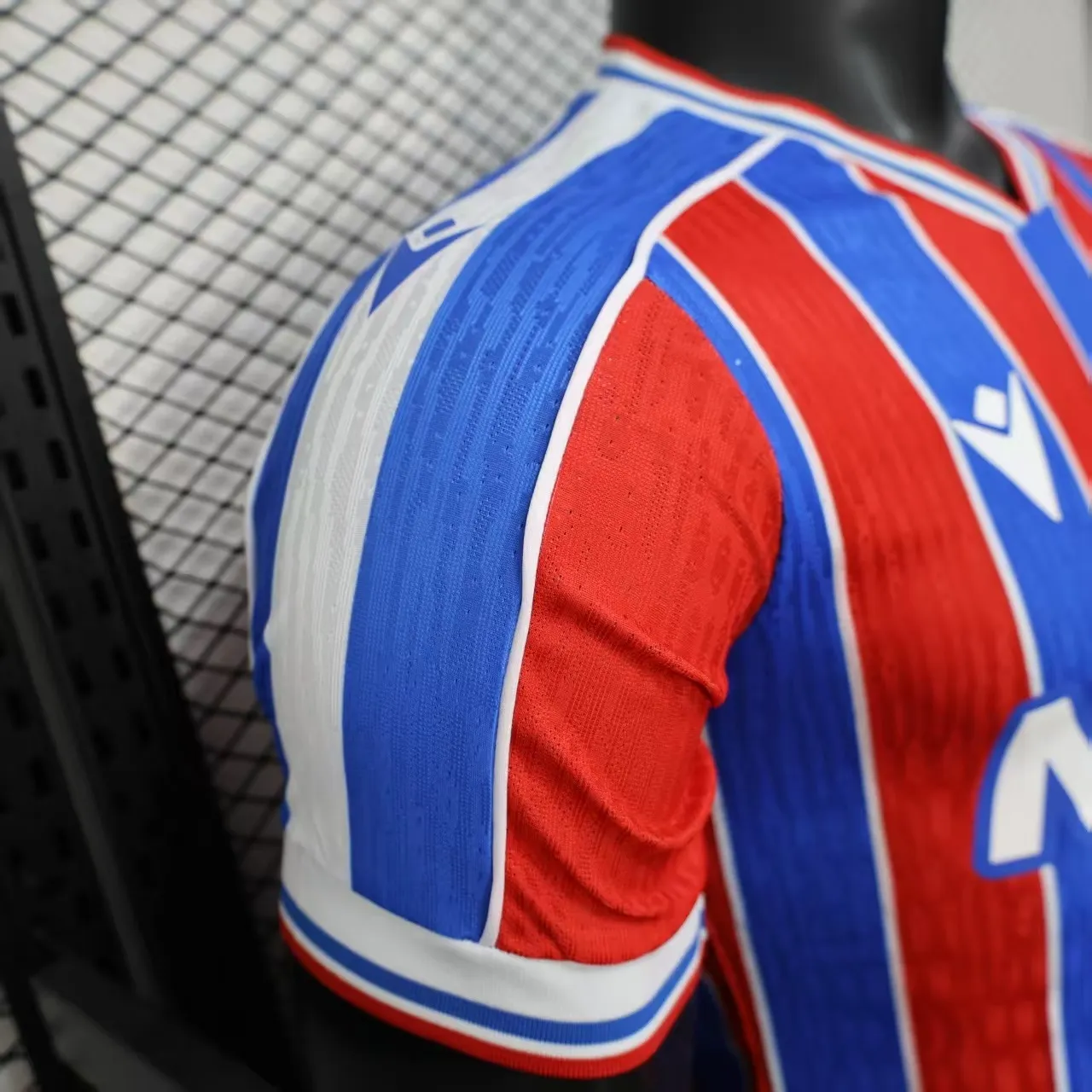 2025/2026 Player Version Crystal Palace Home Football Shirt 1:1 Thai Quality - Image 7