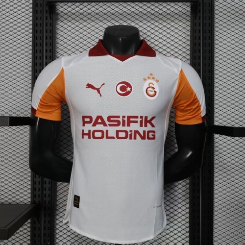 2025/2026 Игровая версия Galatasaray Гостевая Футбольная футболка Тайское качество 1:1