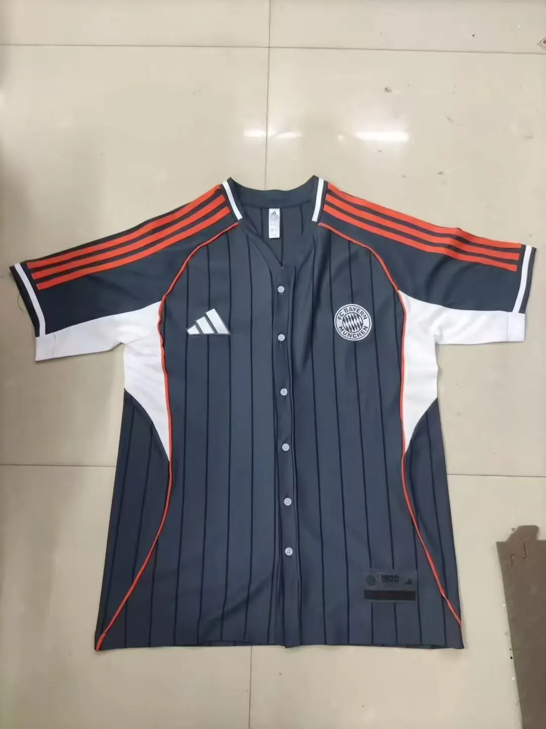 2025/2026 Bayern Munich Sonderedition 04 Fußballtrikot 1:1 Thai-Qualität