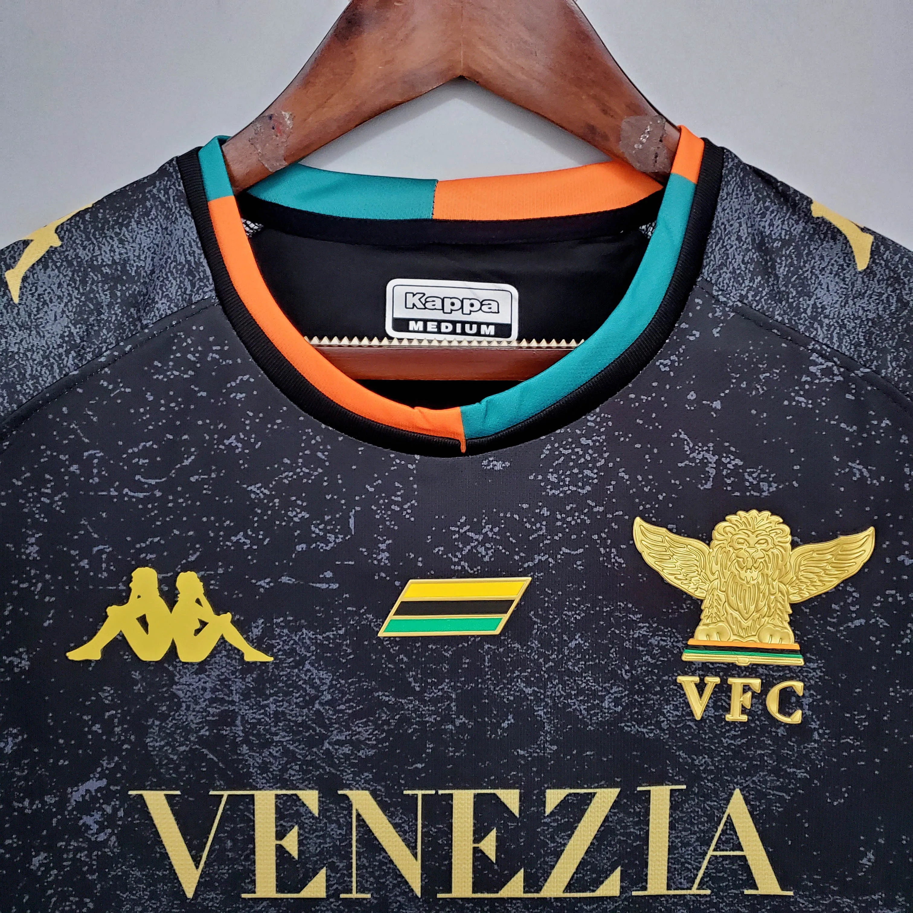 Venedig İç saha Futbol forması 2021/2022 1:1 Tayland kalitesi - Görsel 3