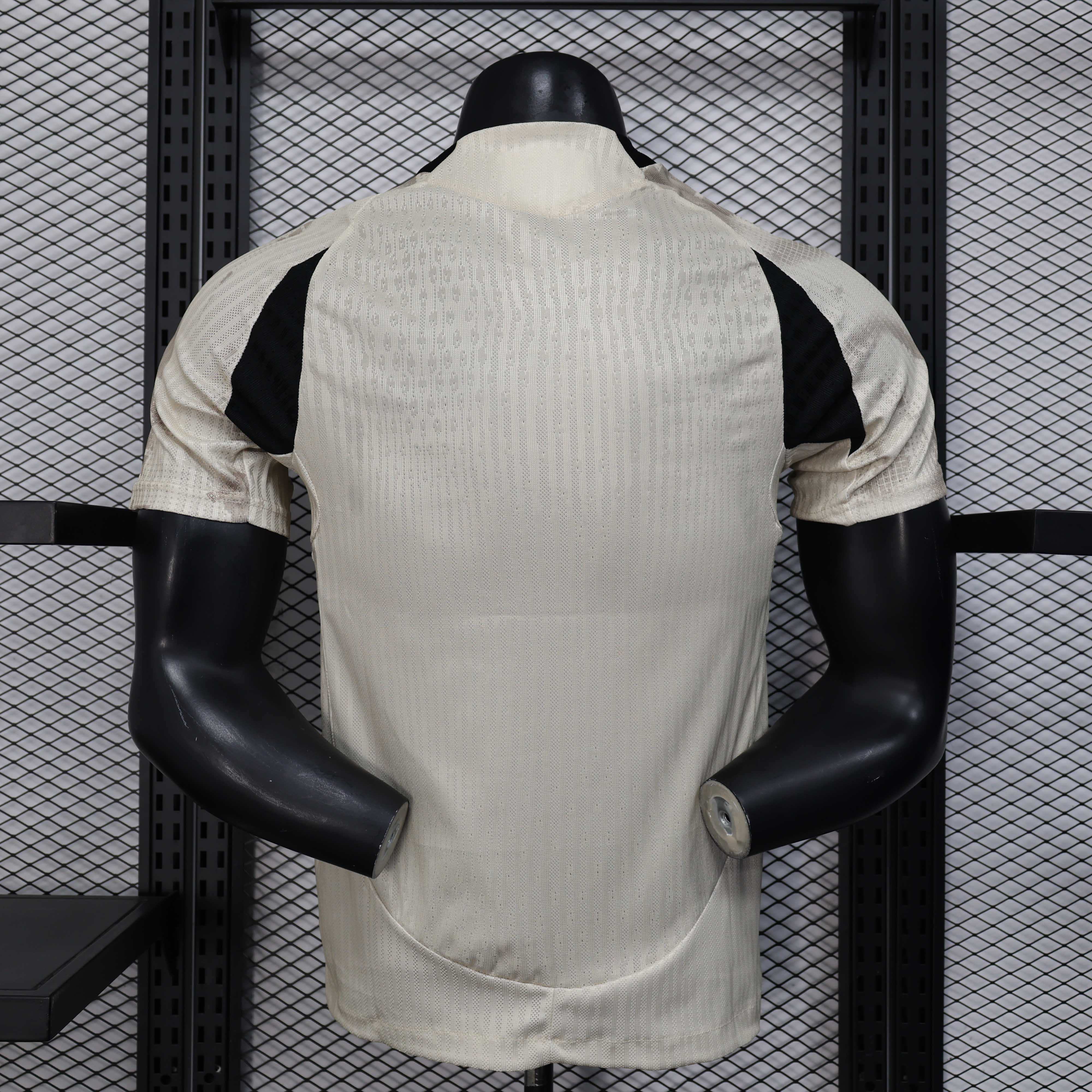 2025-2026 Versão jogador Leipzig Fora Camisa de futebol Qualidade tailandesa 1:1 - Image 2
