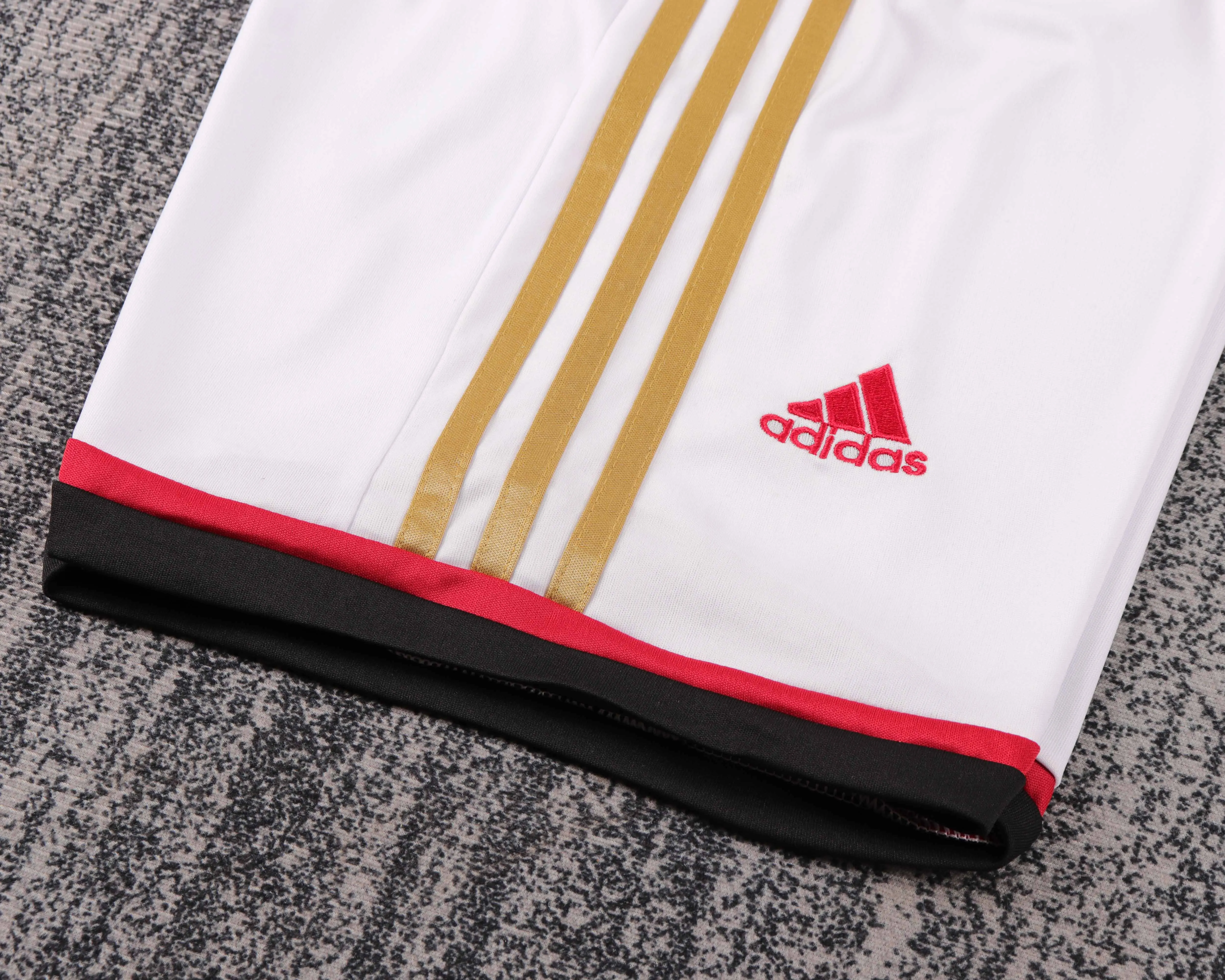 2013-2014 Retro AC Milan Home Football Shirt 1:1 Thai Quality Kids Size - Image 8