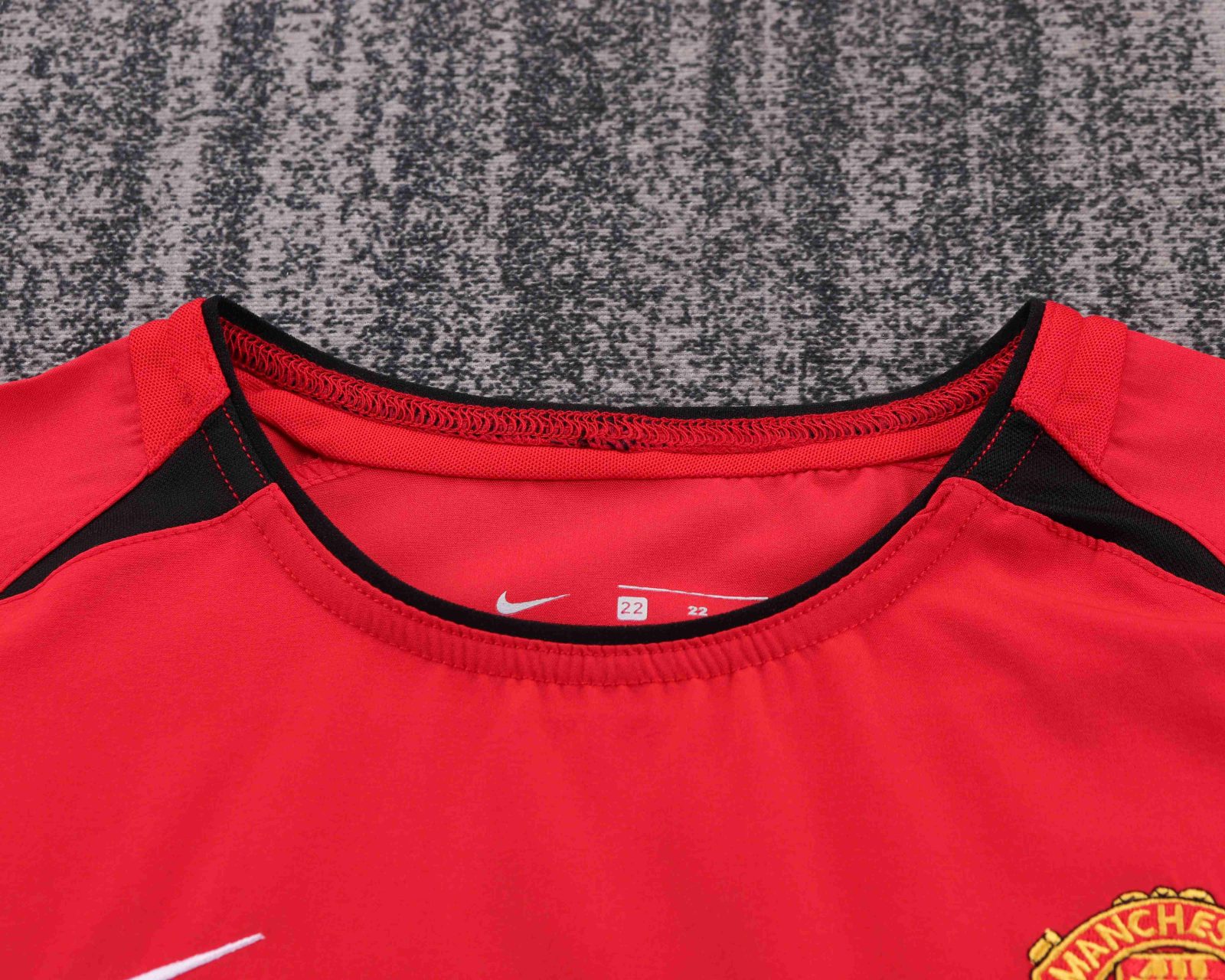 2002-2004 Retro Manchester United Home Football Shirt 1:1 Thai Quality Kids Size - Image 4