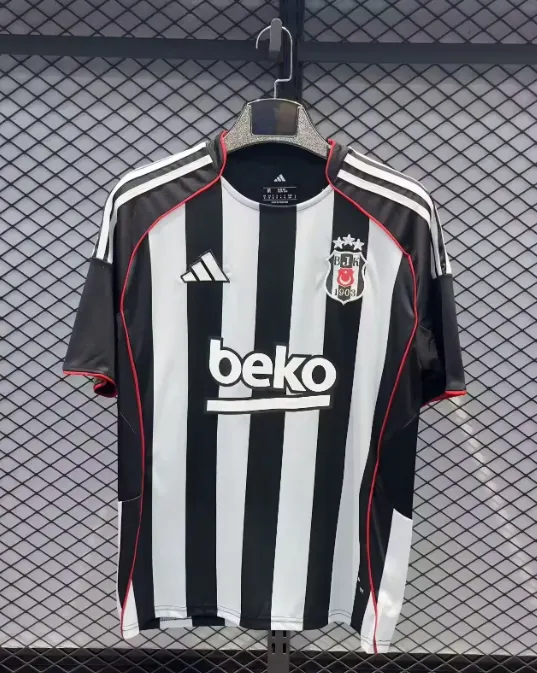 2025/2026 Besiktas At Domicile Maillot de football Qualité thaï 1:1