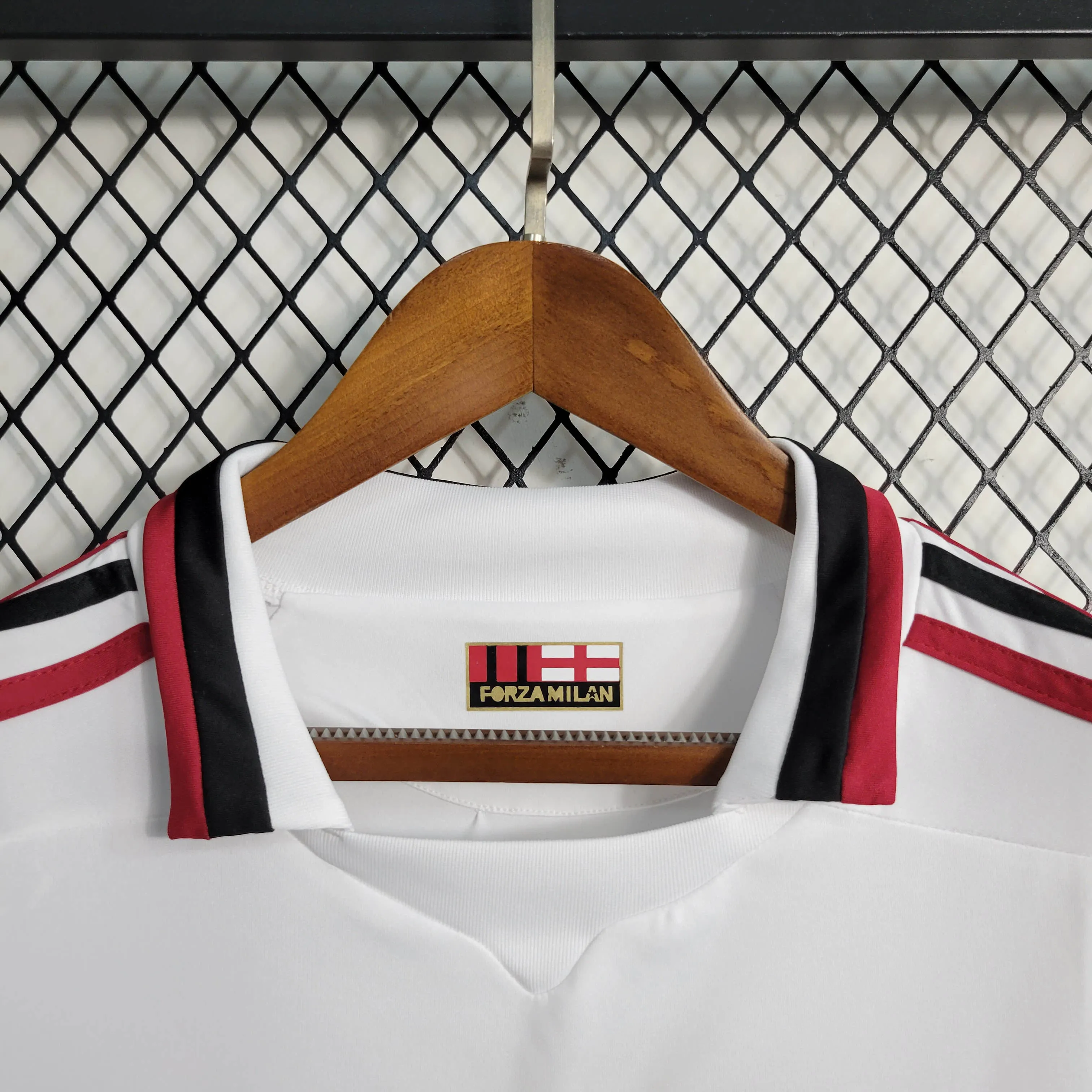 2009/2010 Retro AC Milan Away Football Shirt 1:1 Thai Quality - Image 8