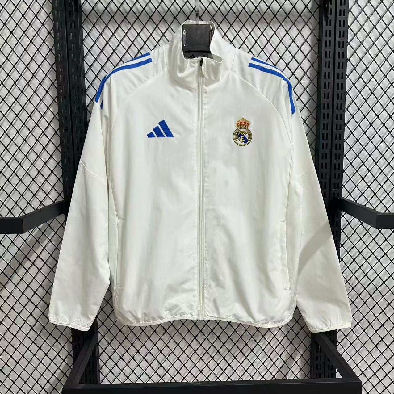 2025/2026 Real Madrid Domicile Coupe-vent Football1:1 Qualité thaï