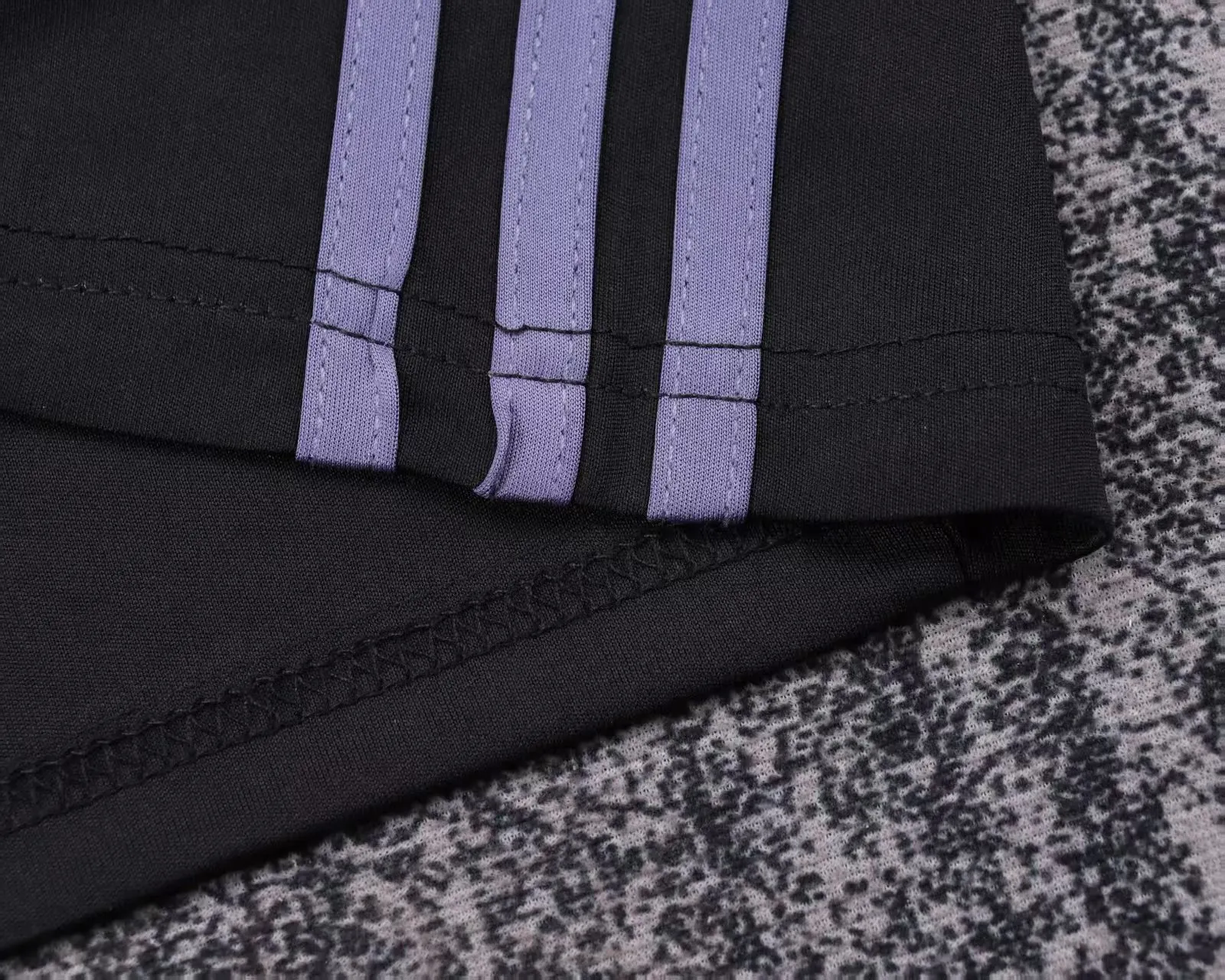 2016/2017 Retro Real Madrid Drittes Auswärts Fußballtrikot 1:1 Thai-Qualität Kindergröße – Bild 8