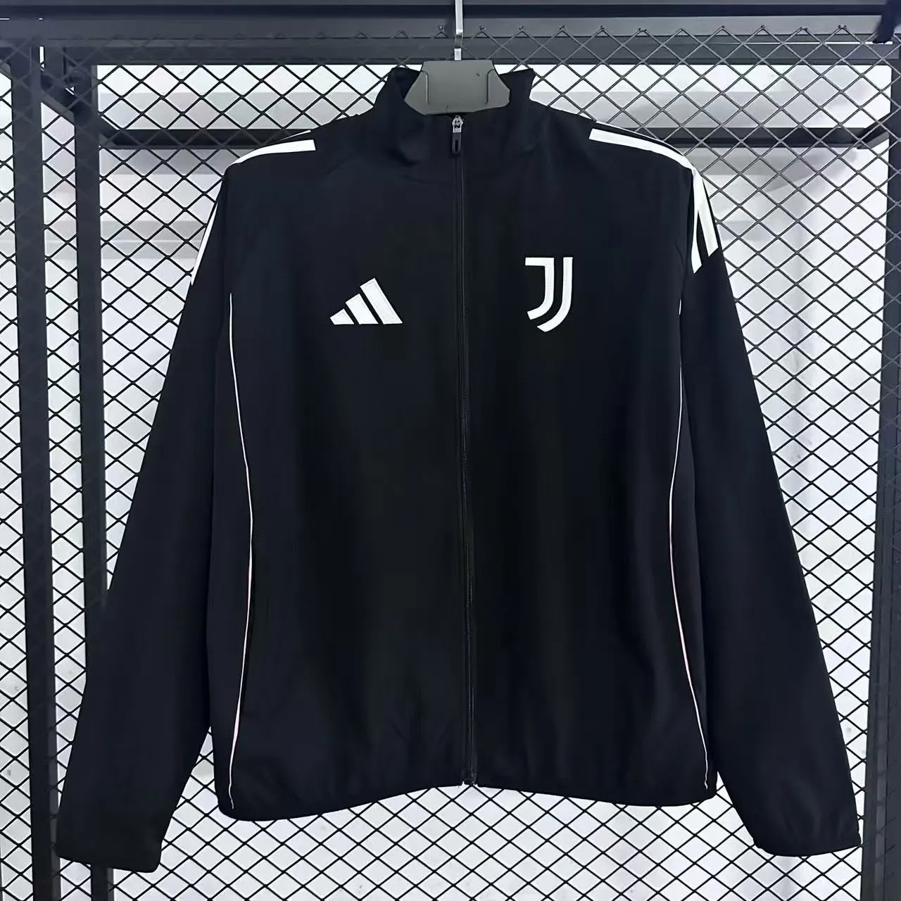 2025/2026 Juventus Coupe-vent Noir Maillot Qualité thaï 1:1