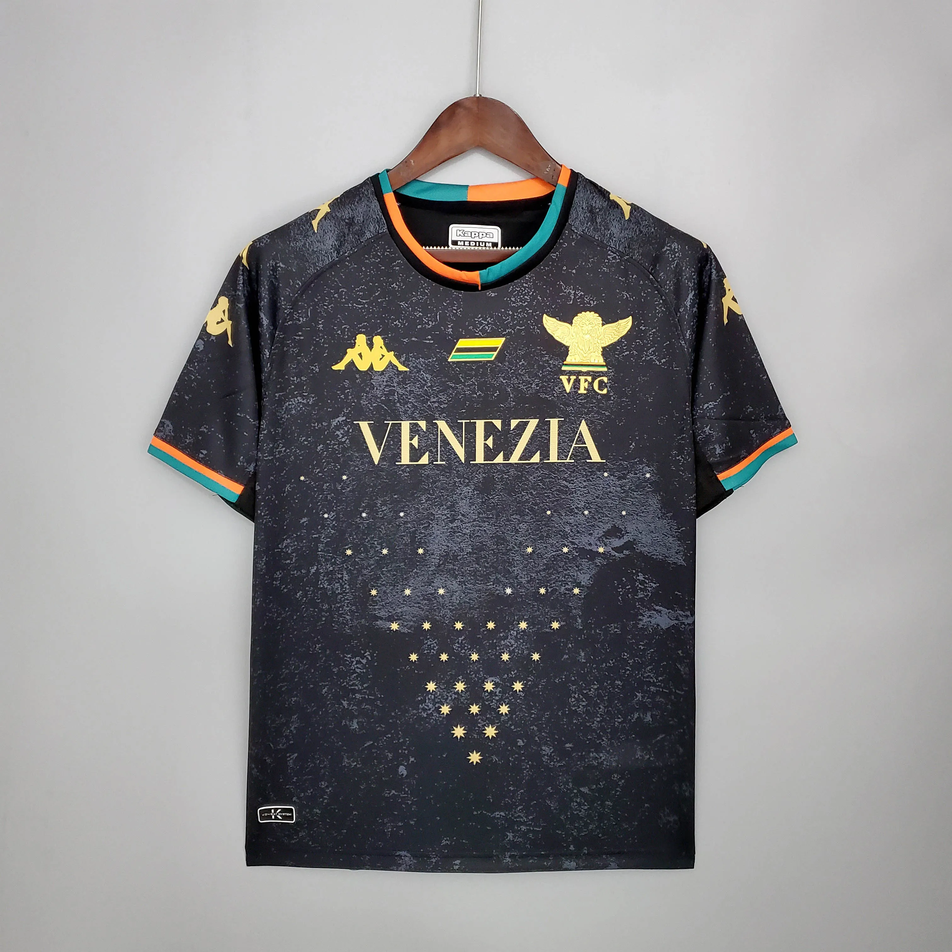 Venedig İç saha Futbol forması 2021/2022 1:1 Tayland kalitesi