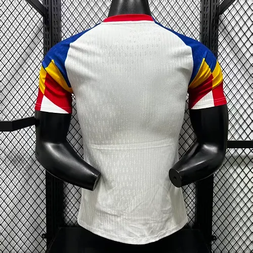 2026 Spelersversie Roemenië Speciale editie 01 Voetbalshirt 1:1 Thaise kwaliteit - Afbeelding 2