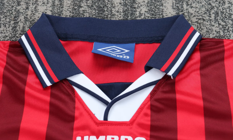1998 Retrô Inglaterra Fora Camisa de futebol Qualidade tailandesa 1:1 Tamanho infantil - Image 3